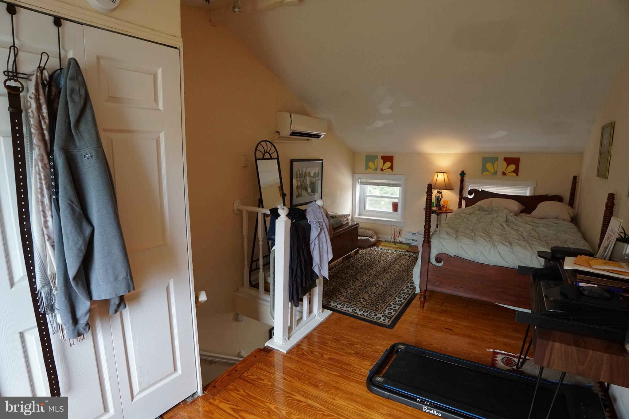 SETON HILL - Residential