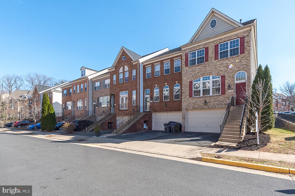 MANASSAS PARK STATION - Residential