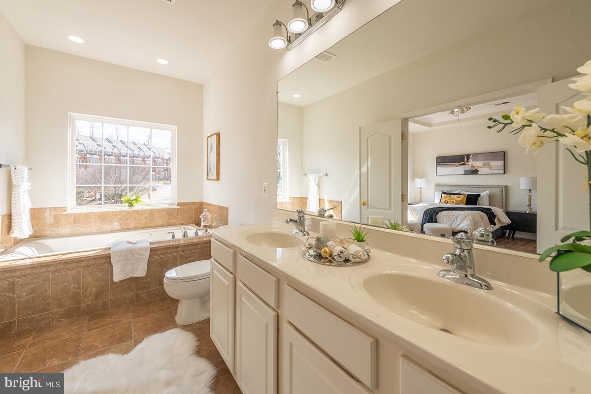 MANASSAS PARK STATION - Residential