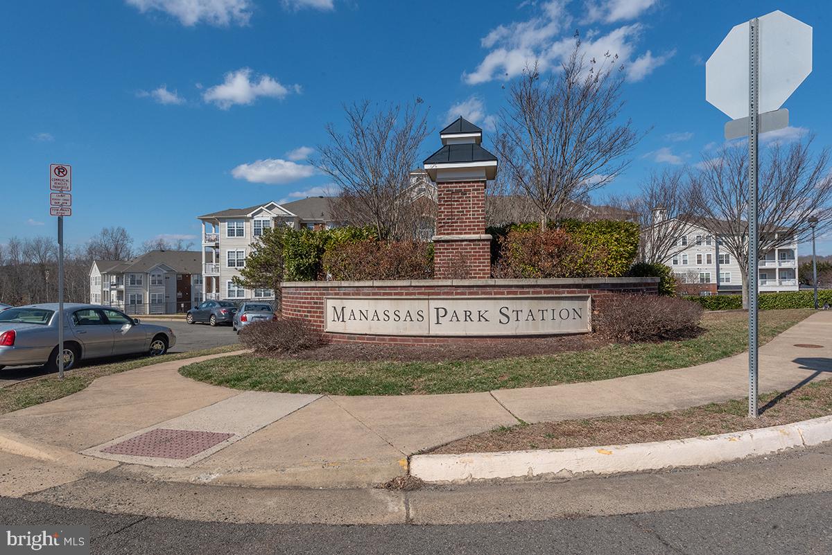 MANASSAS PARK STATION - Residential