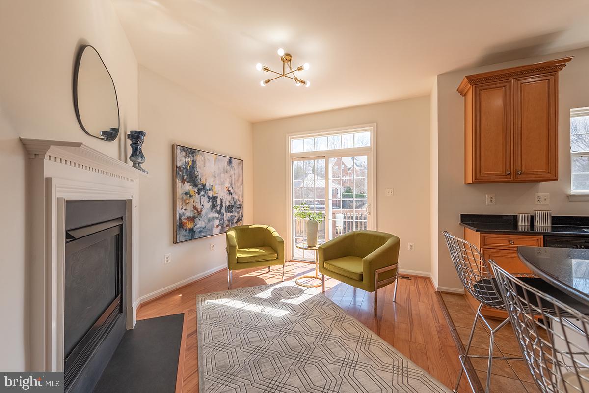 MANASSAS PARK STATION - Residential