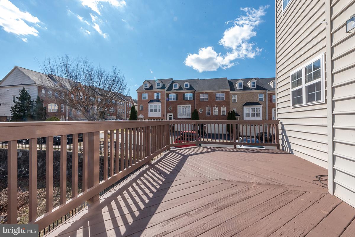 MANASSAS PARK STATION - Residential