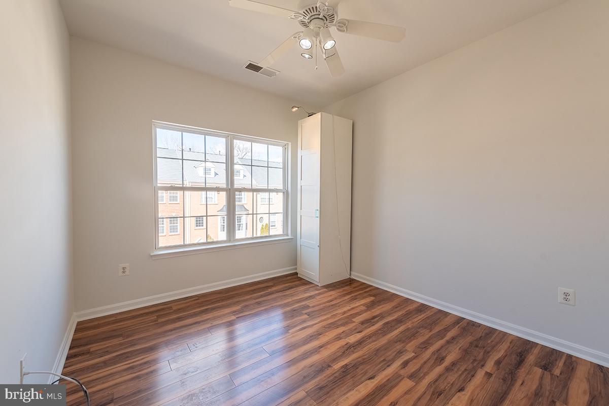 MANASSAS PARK STATION - Residential