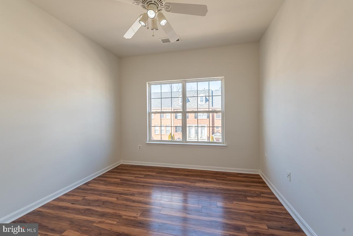 MANASSAS PARK STATION - Residential