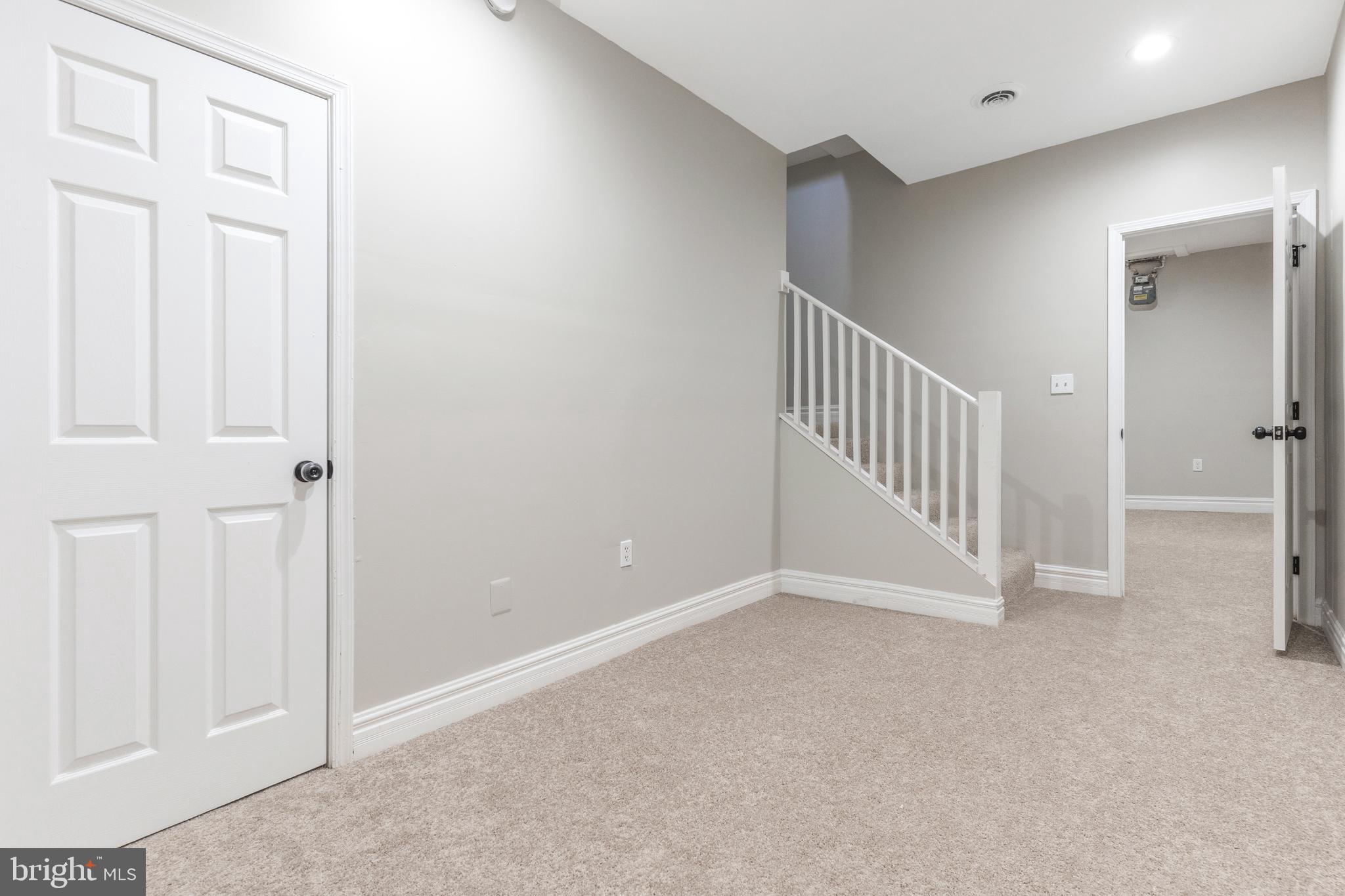 PARK CIRCLE - Residential
