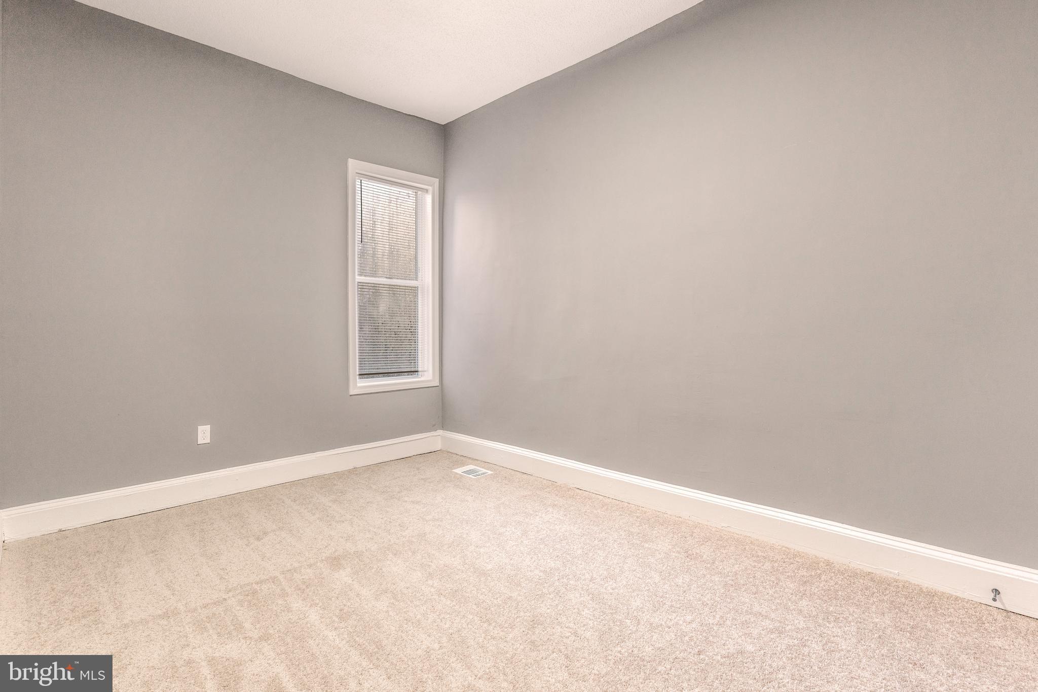 PARK CIRCLE - Residential
