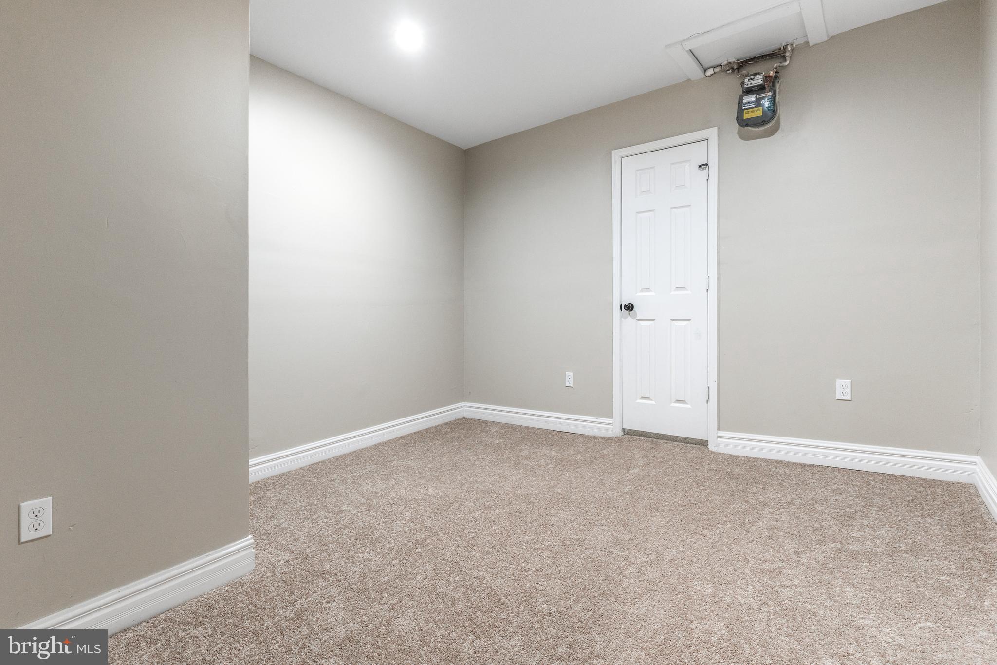 PARK CIRCLE - Residential