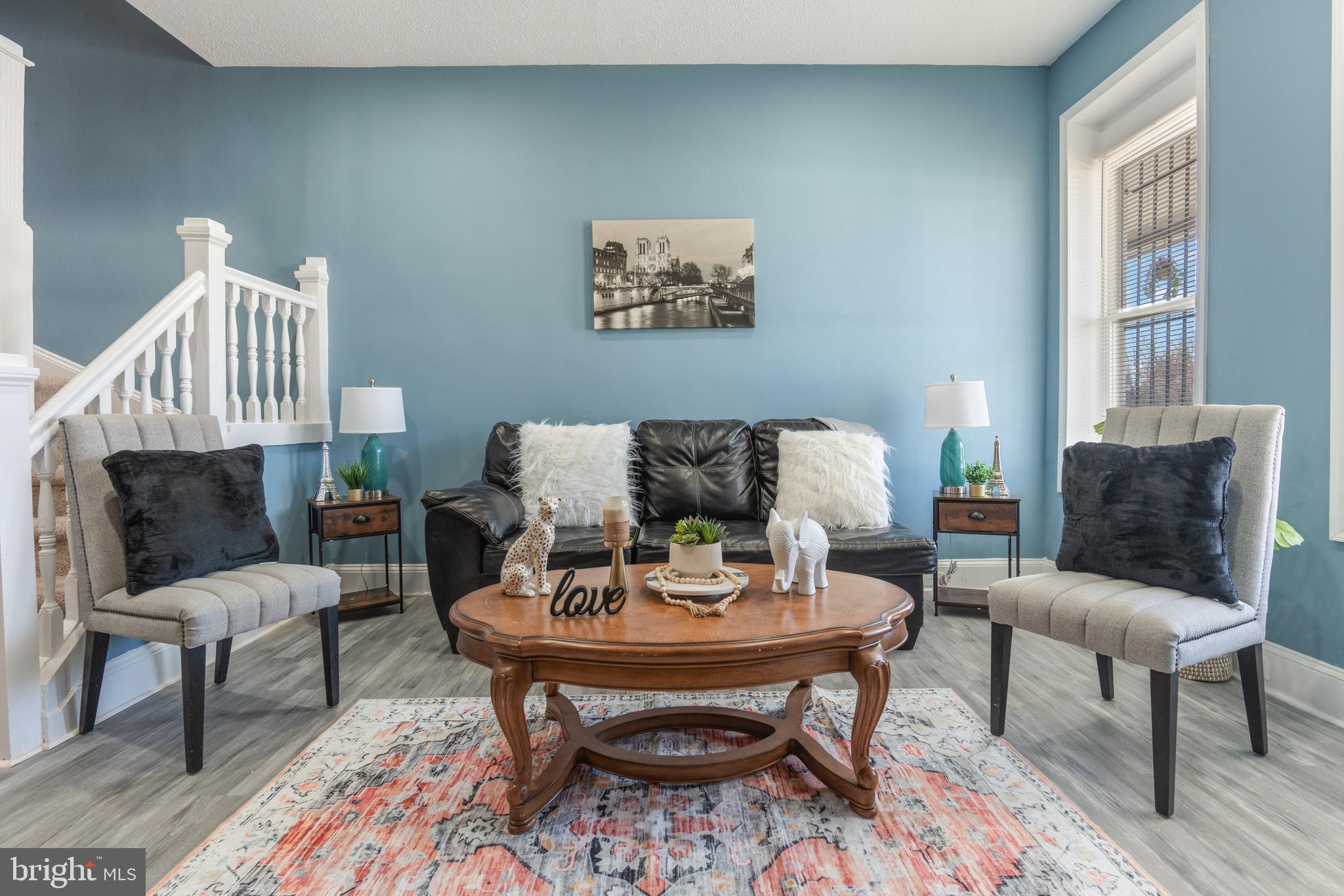 PARK CIRCLE - Residential