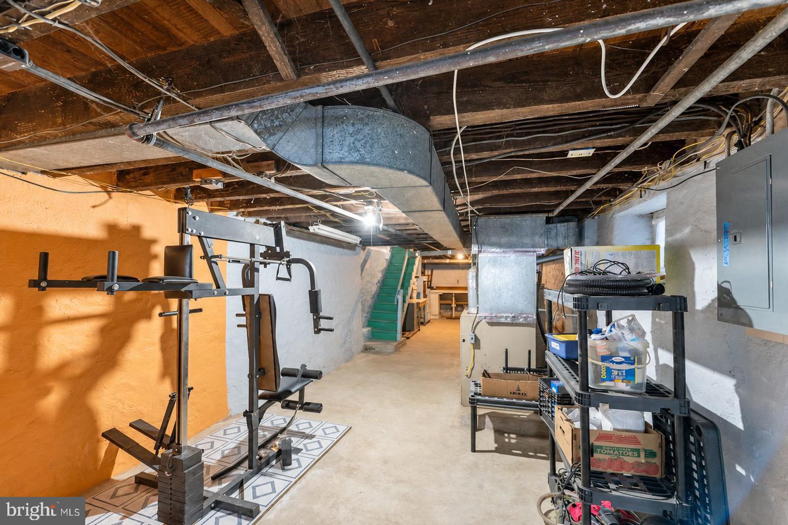 EAST FALLS - Residential