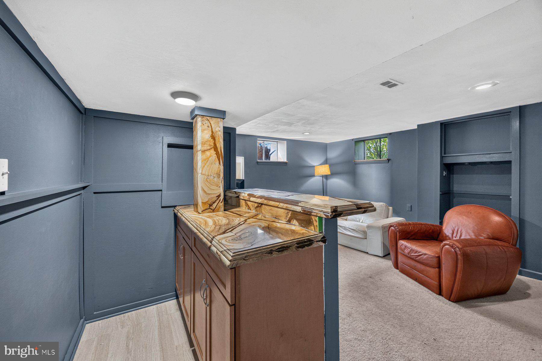 MOUNT RIDGE - Residential