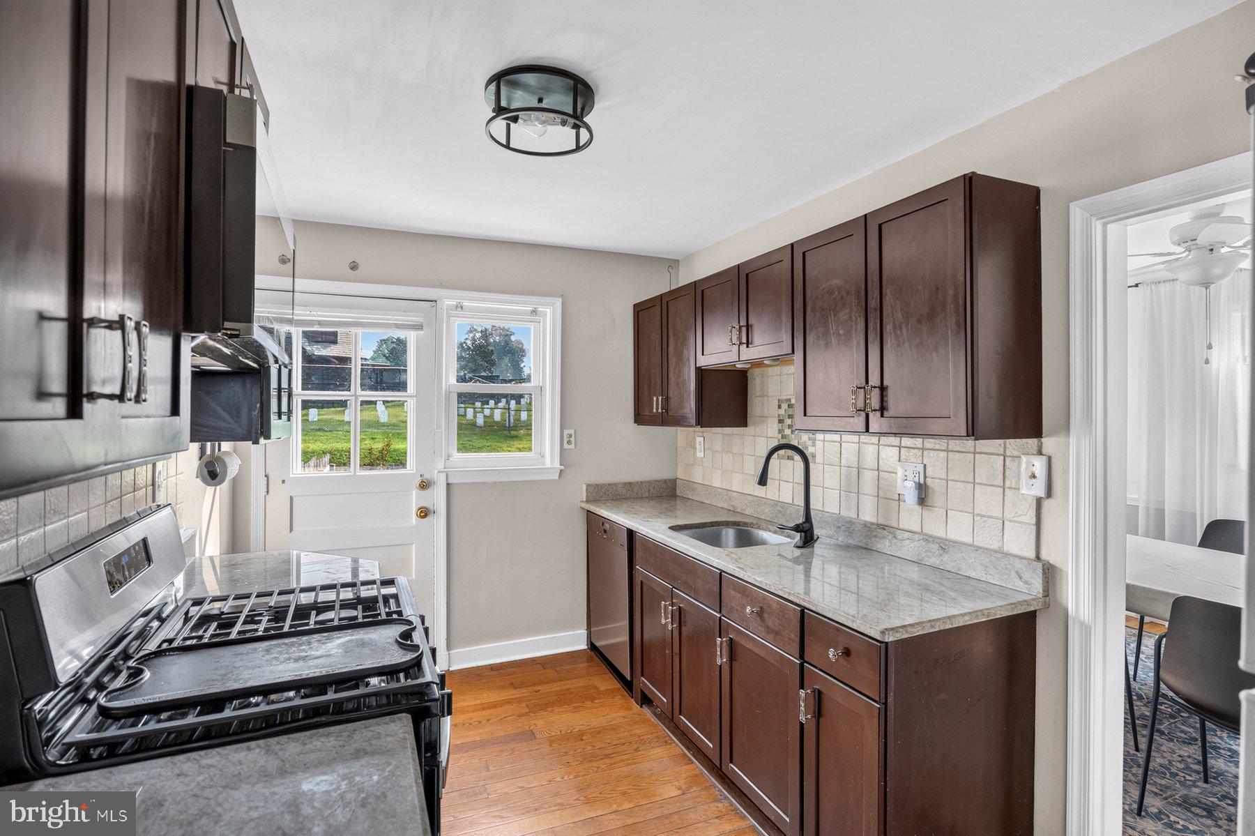 MOUNT RIDGE - Residential