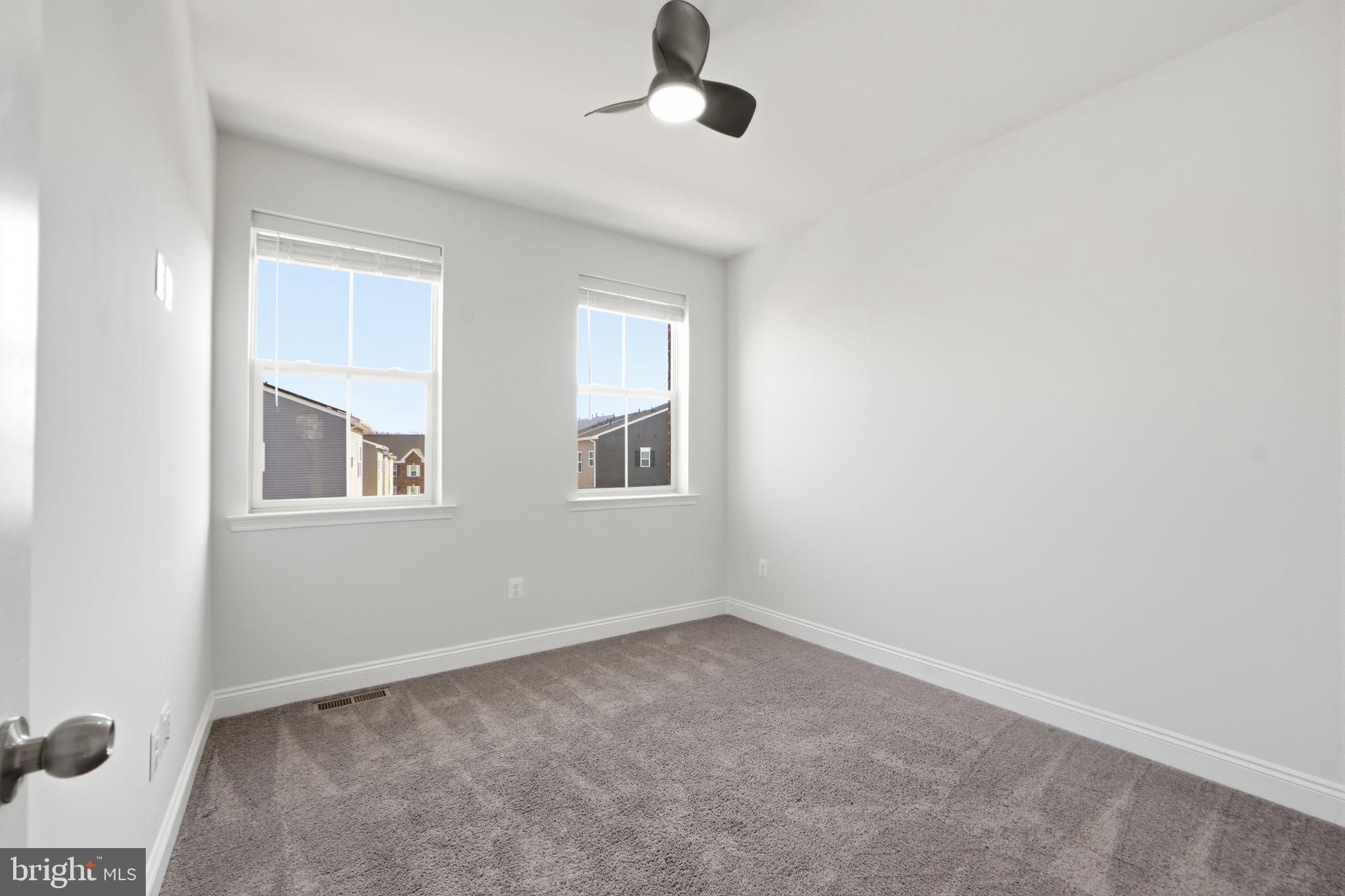 AMBER RIDGE - Residential