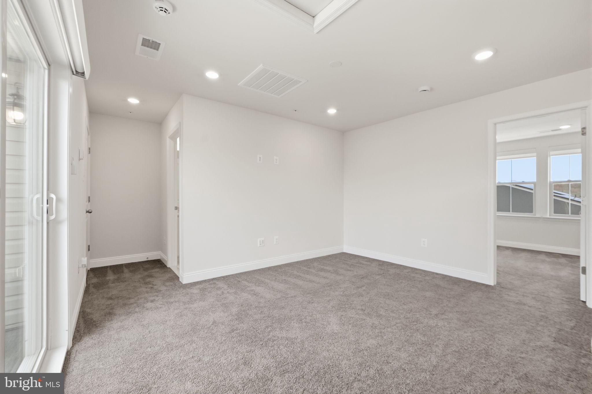 AMBER RIDGE - Residential