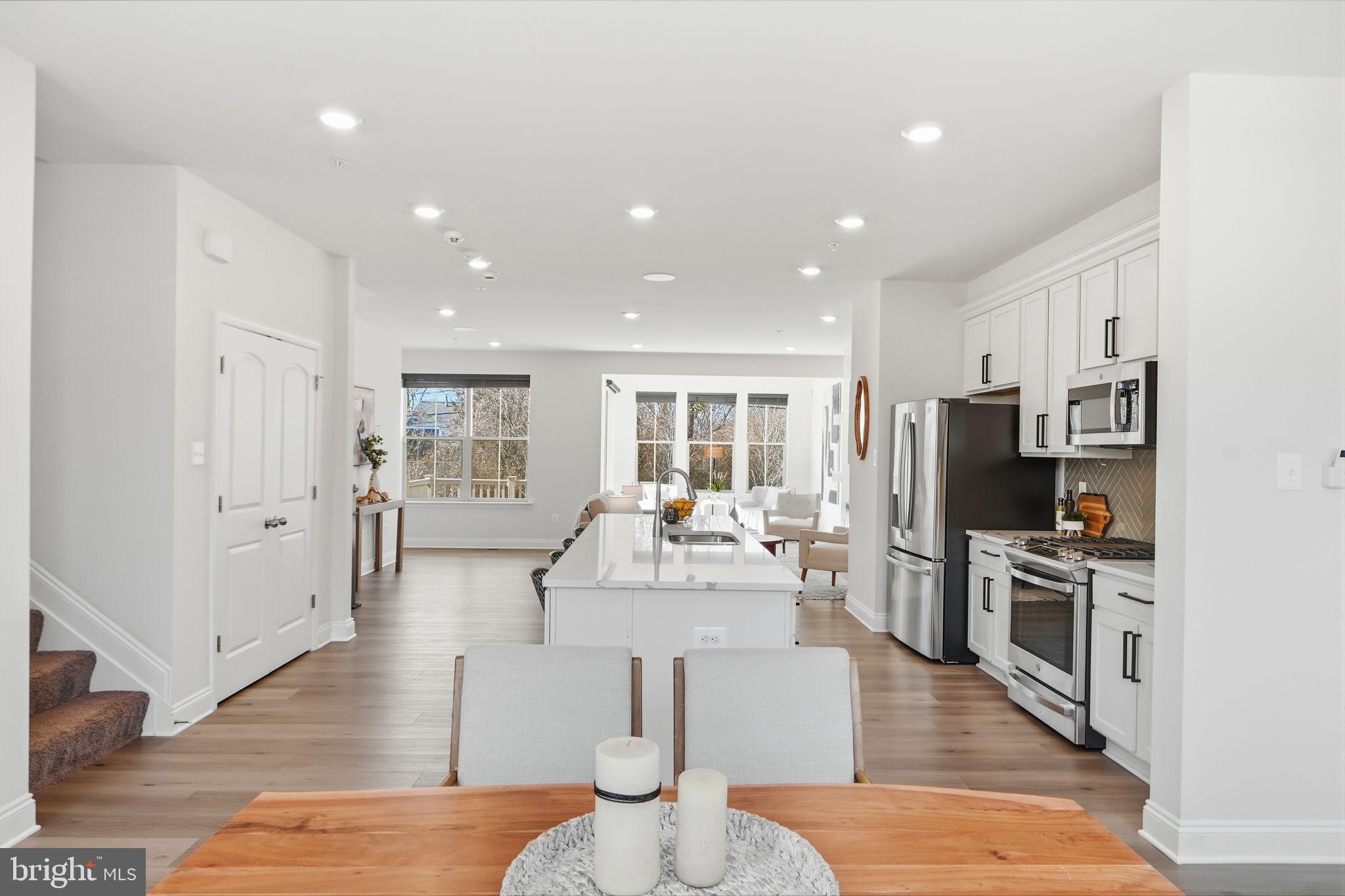 AMBER RIDGE - Residential