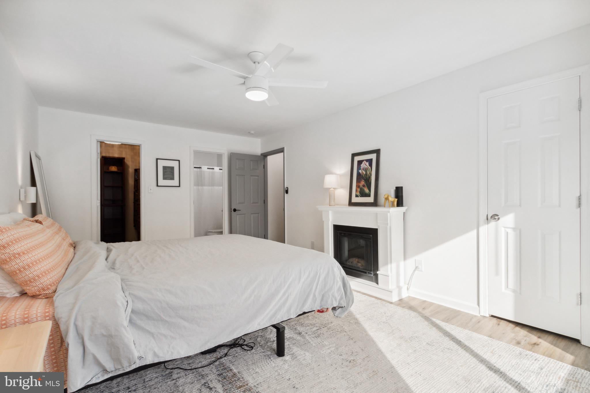 CAMELOT - Residential