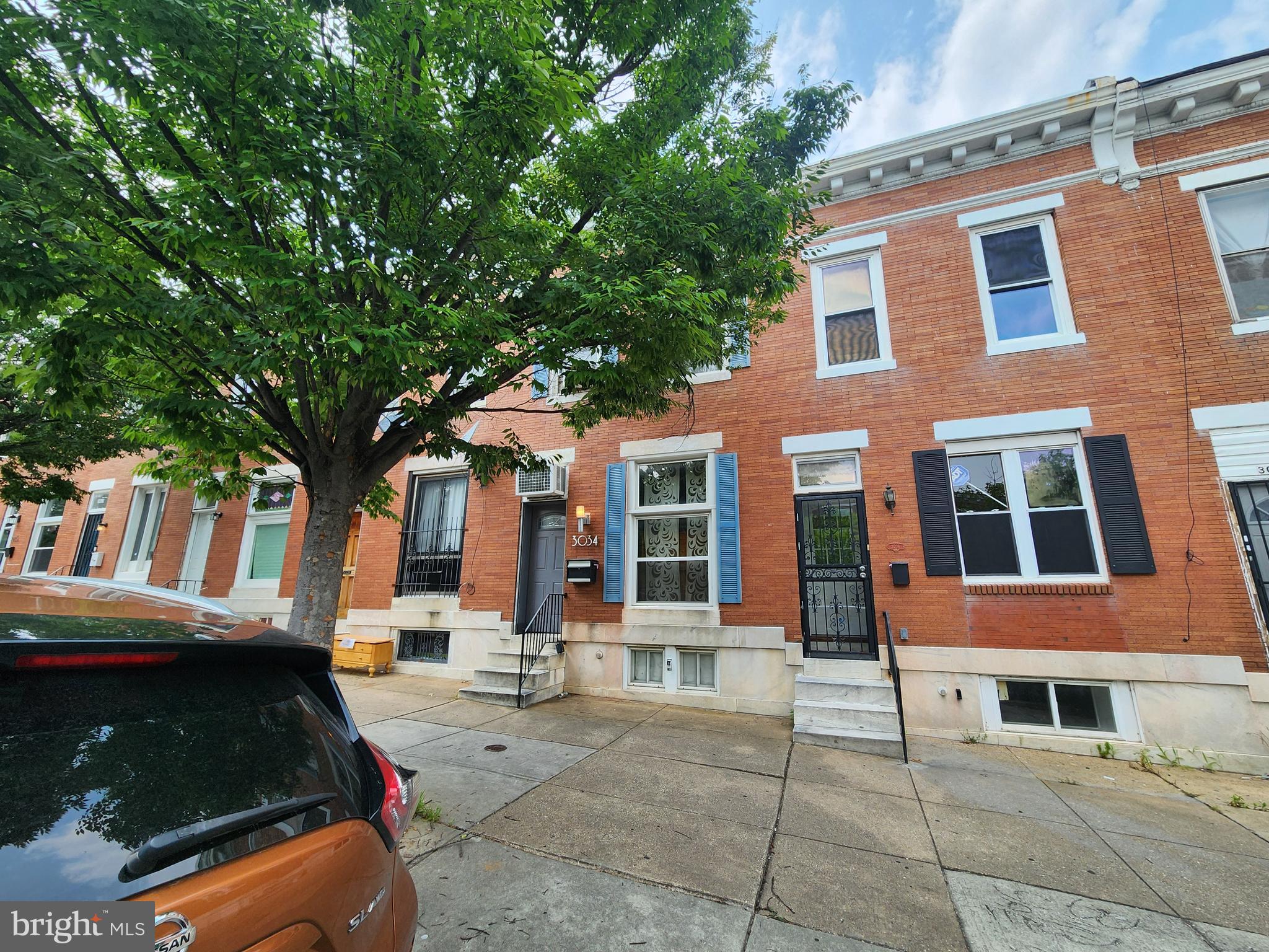 ELLWOOD PARK - Residential