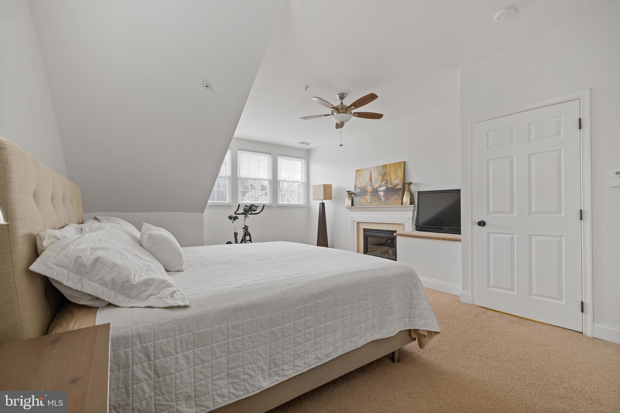 PINEY ORCHARD - Residential