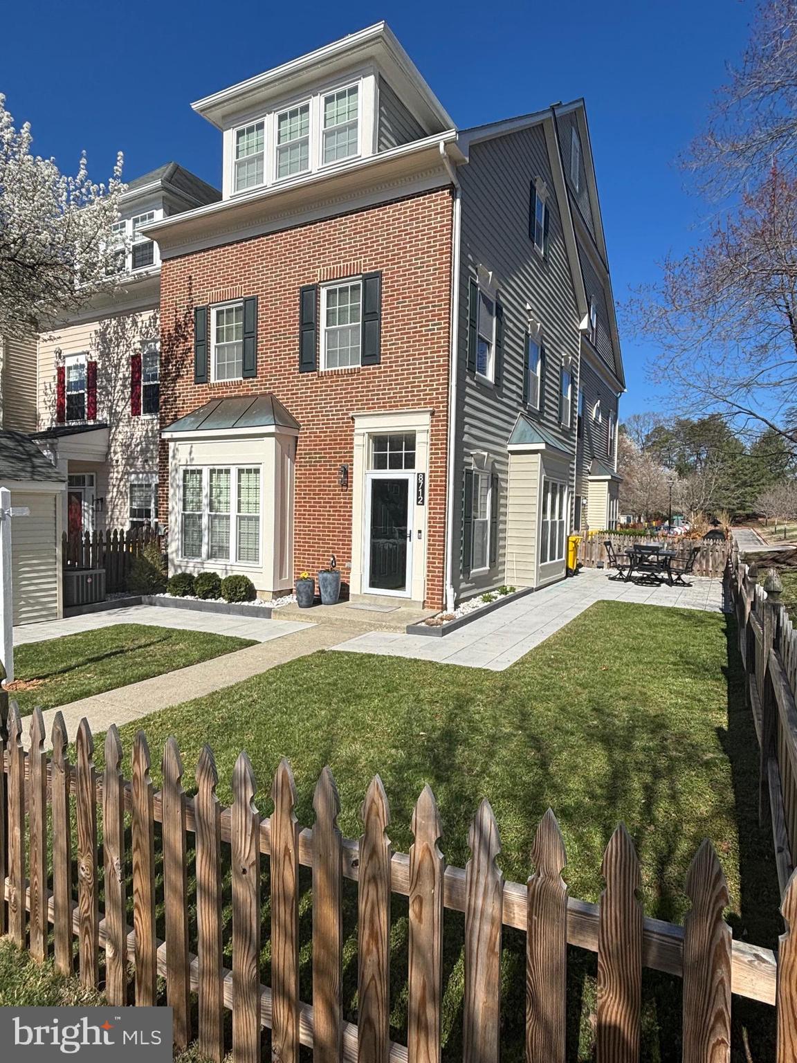PINEY ORCHARD - Residential