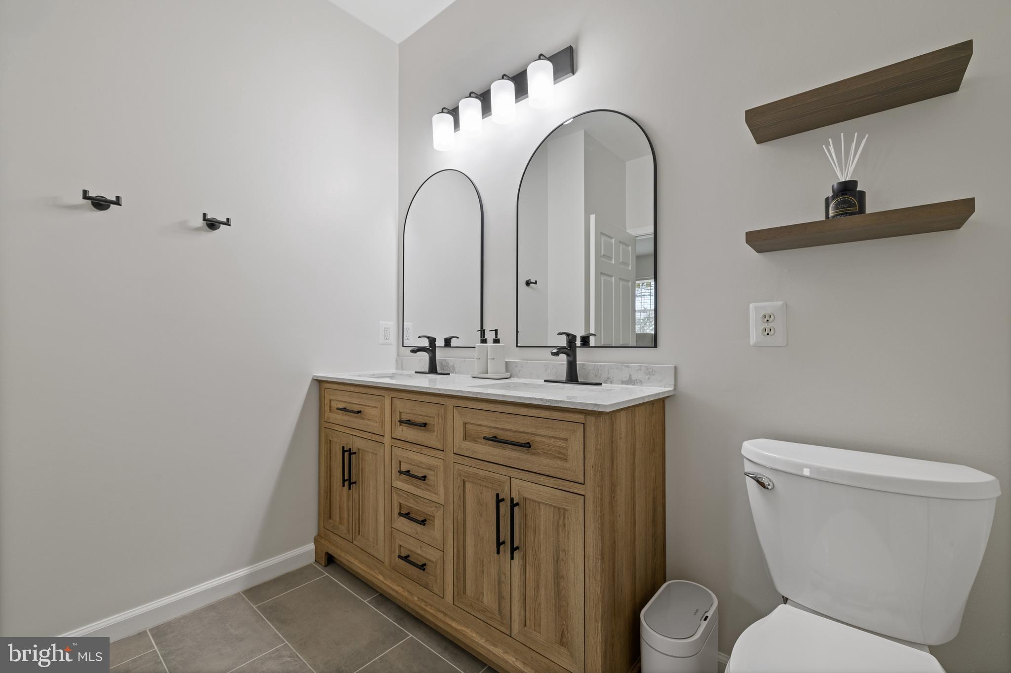 PINEY ORCHARD - Residential