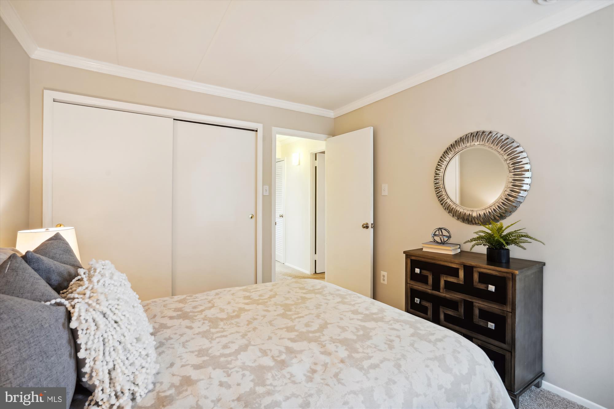 HUNTINGTON CLUB - Residential