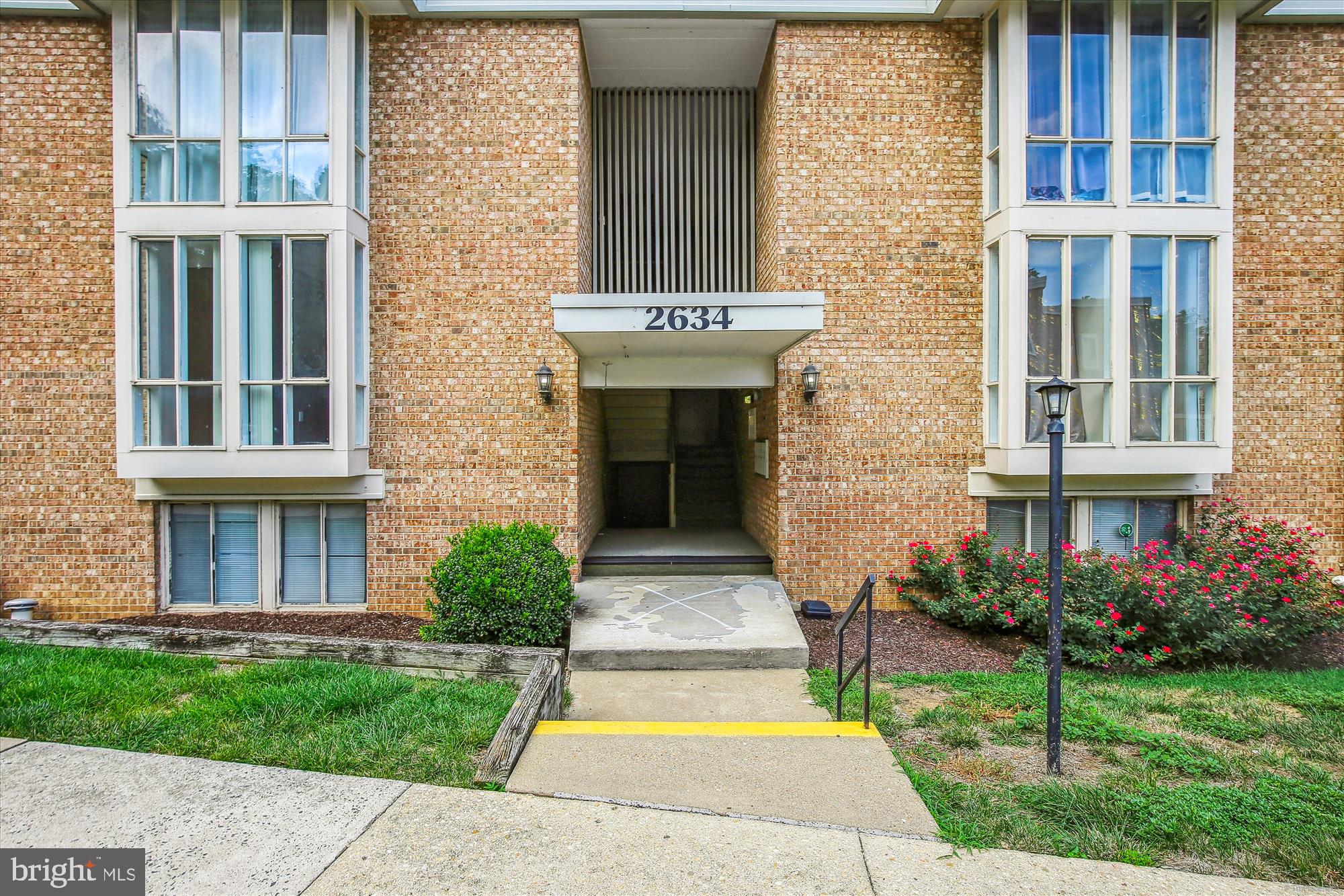 HUNTINGTON CLUB - Residential
