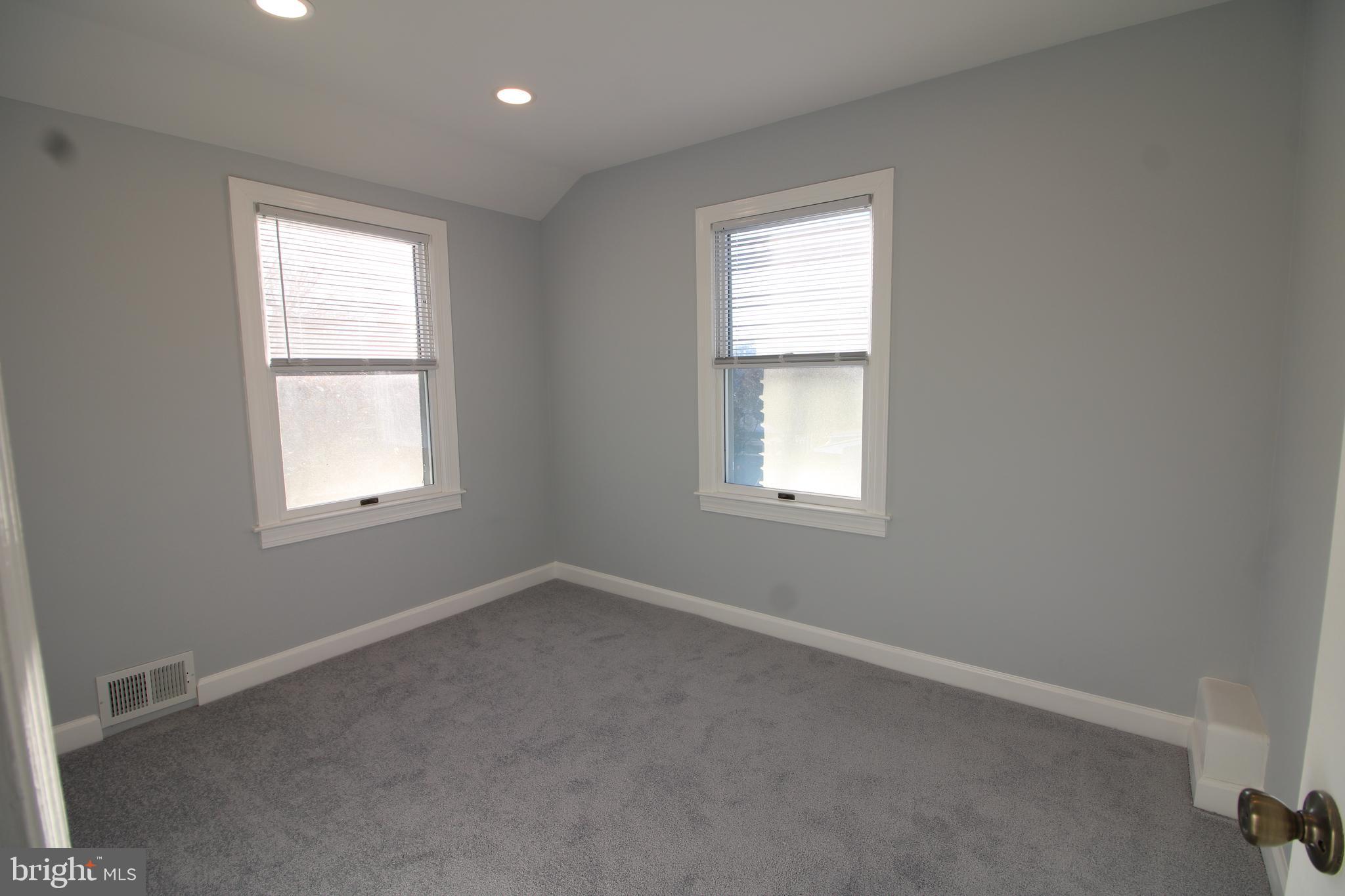 JEFFERSON MANOR - Residential Lease