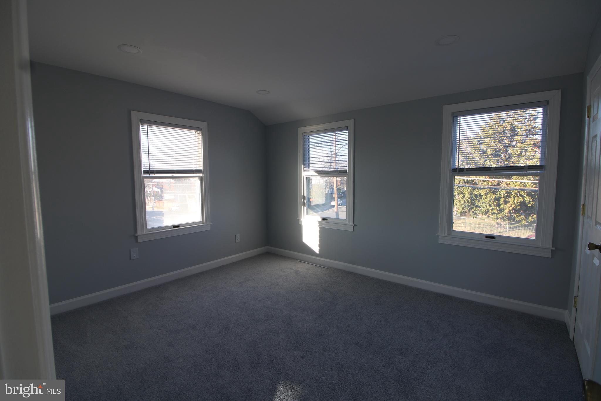 JEFFERSON MANOR - Residential Lease