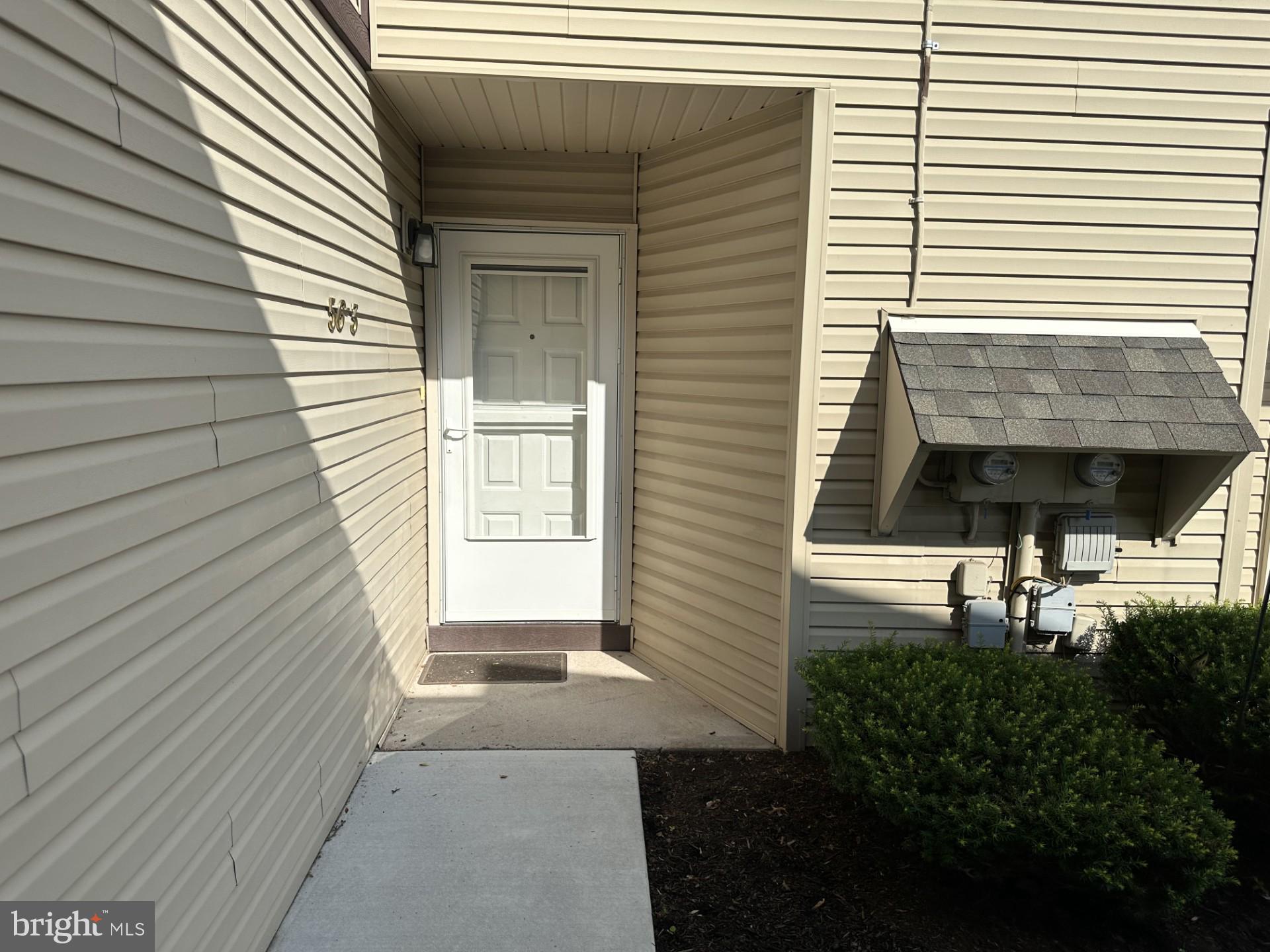 LAUREL SPRINGS - Residential