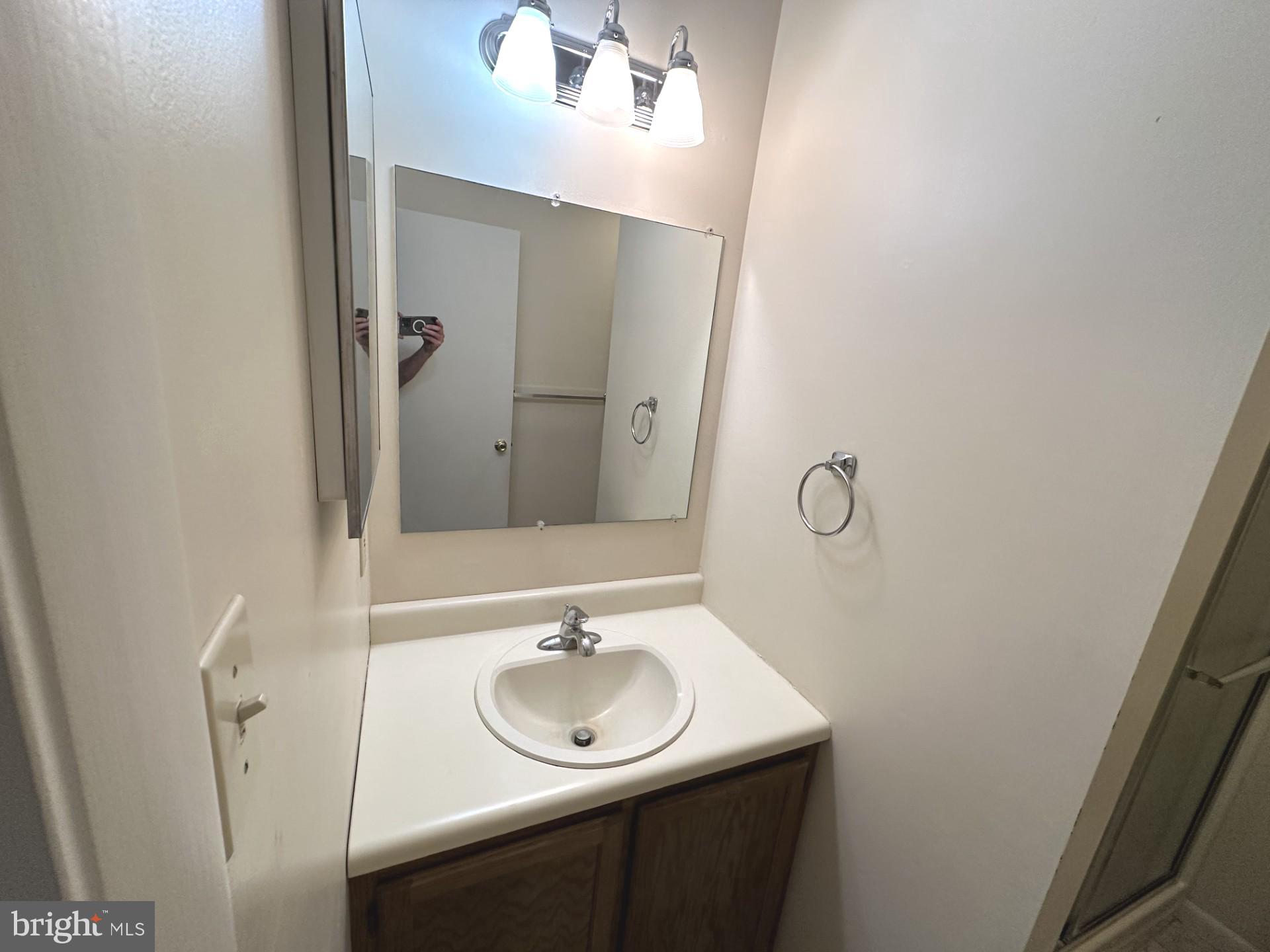 LAUREL SPRINGS - Residential