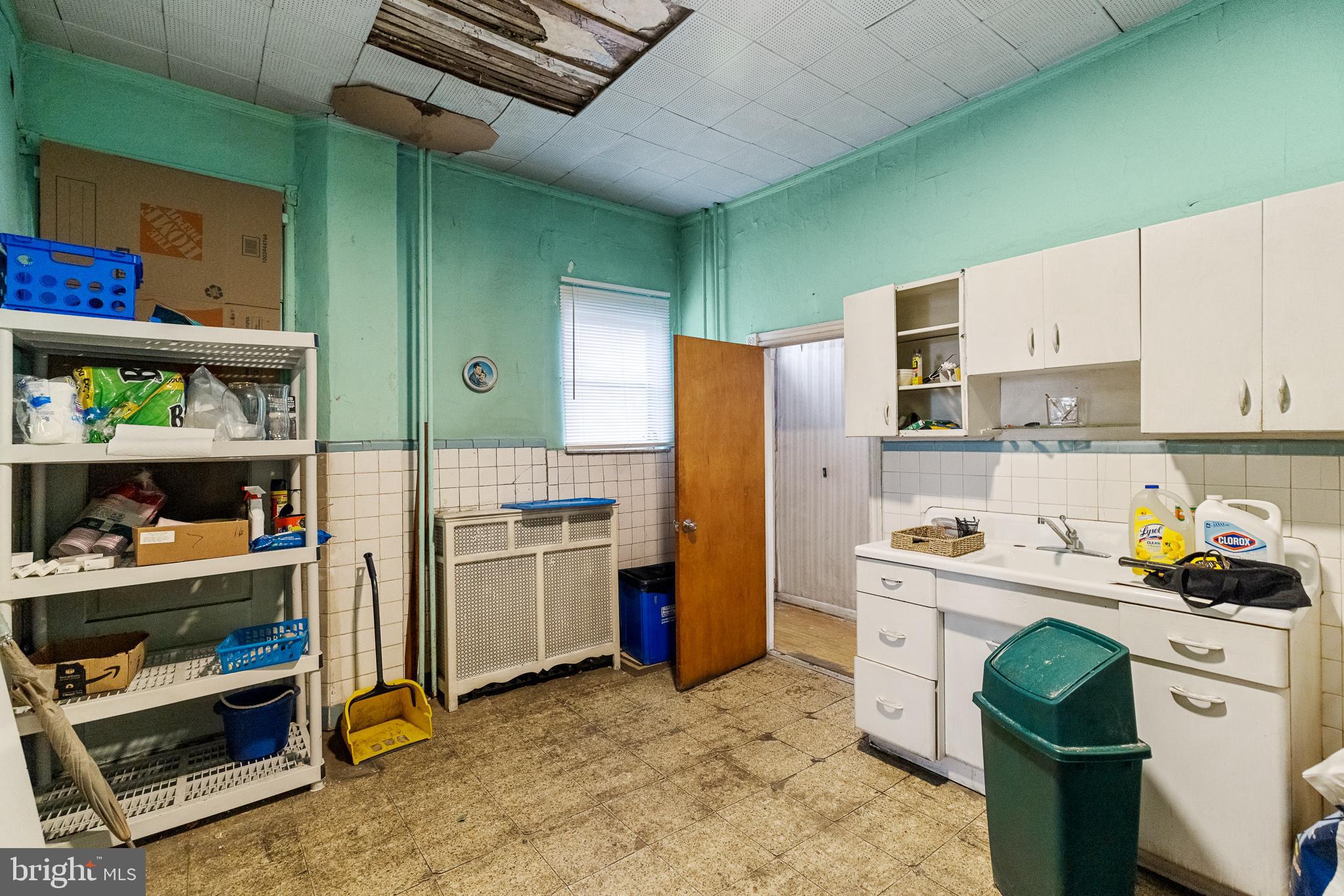 GIRARD ESTATES - Residential