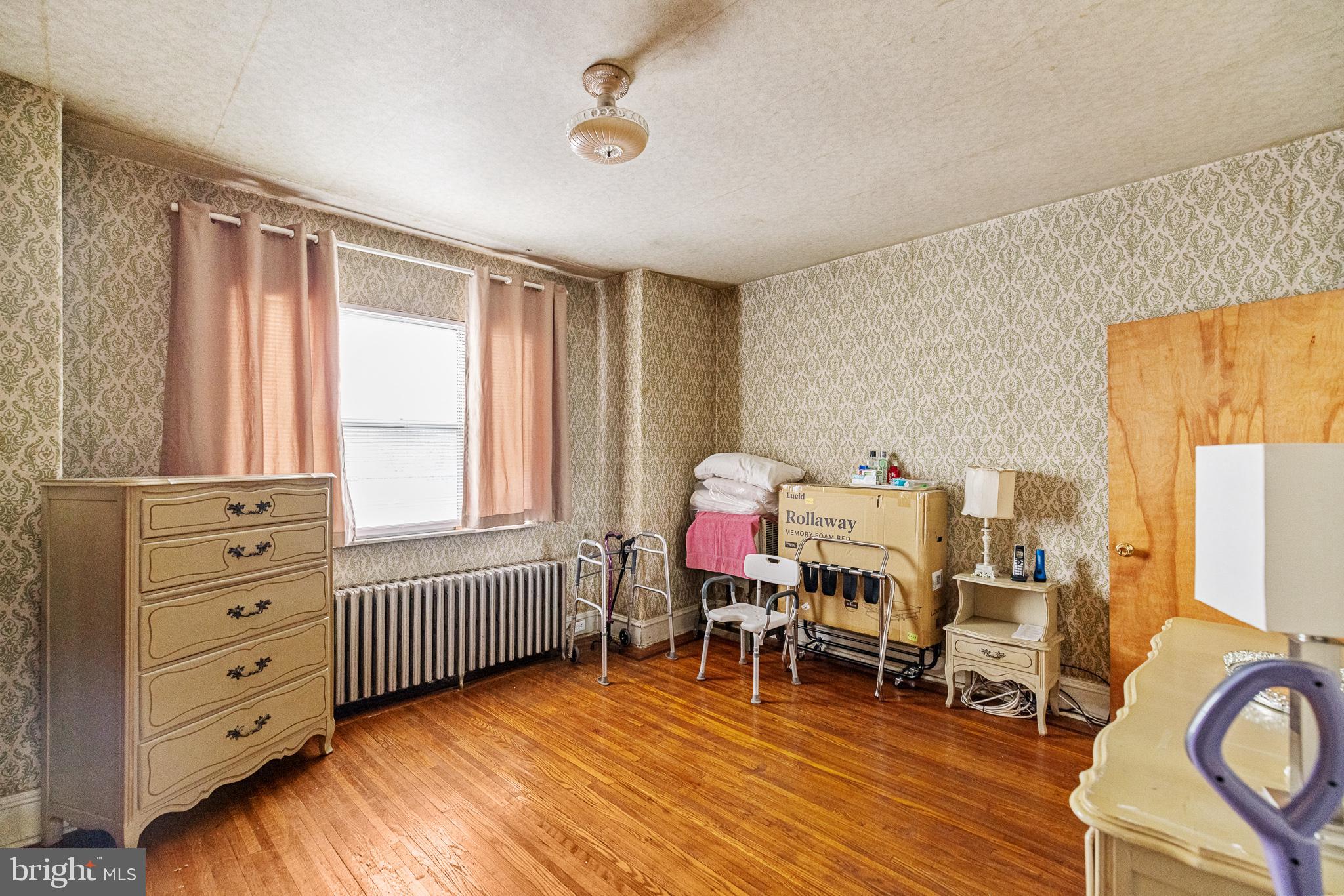 GIRARD ESTATES - Residential