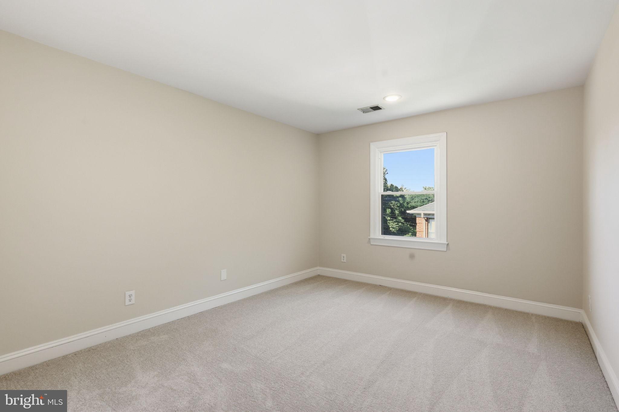 SHREVE WOOD ESTATES - Residential
