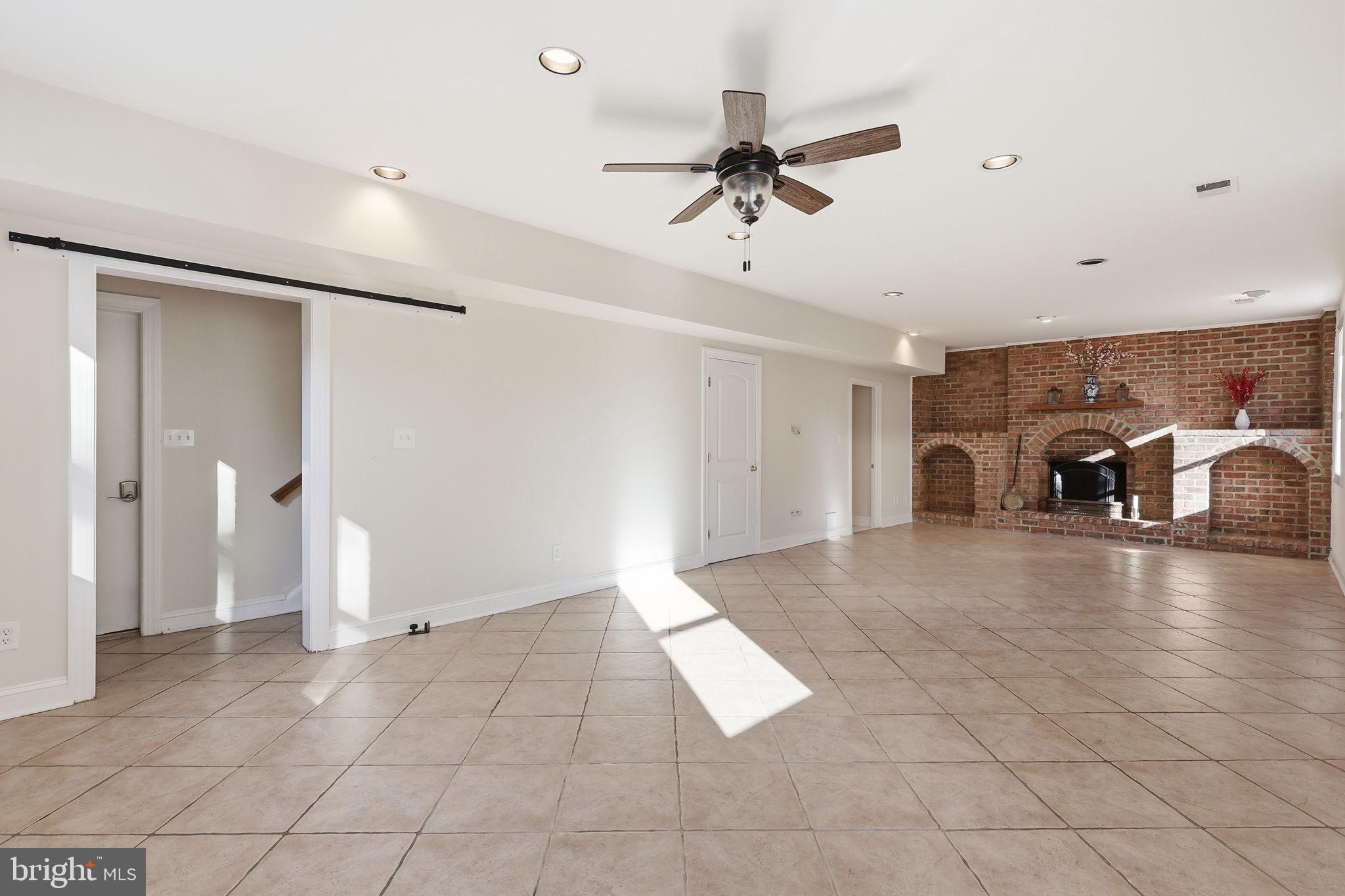 SHREVE WOOD ESTATES - Residential