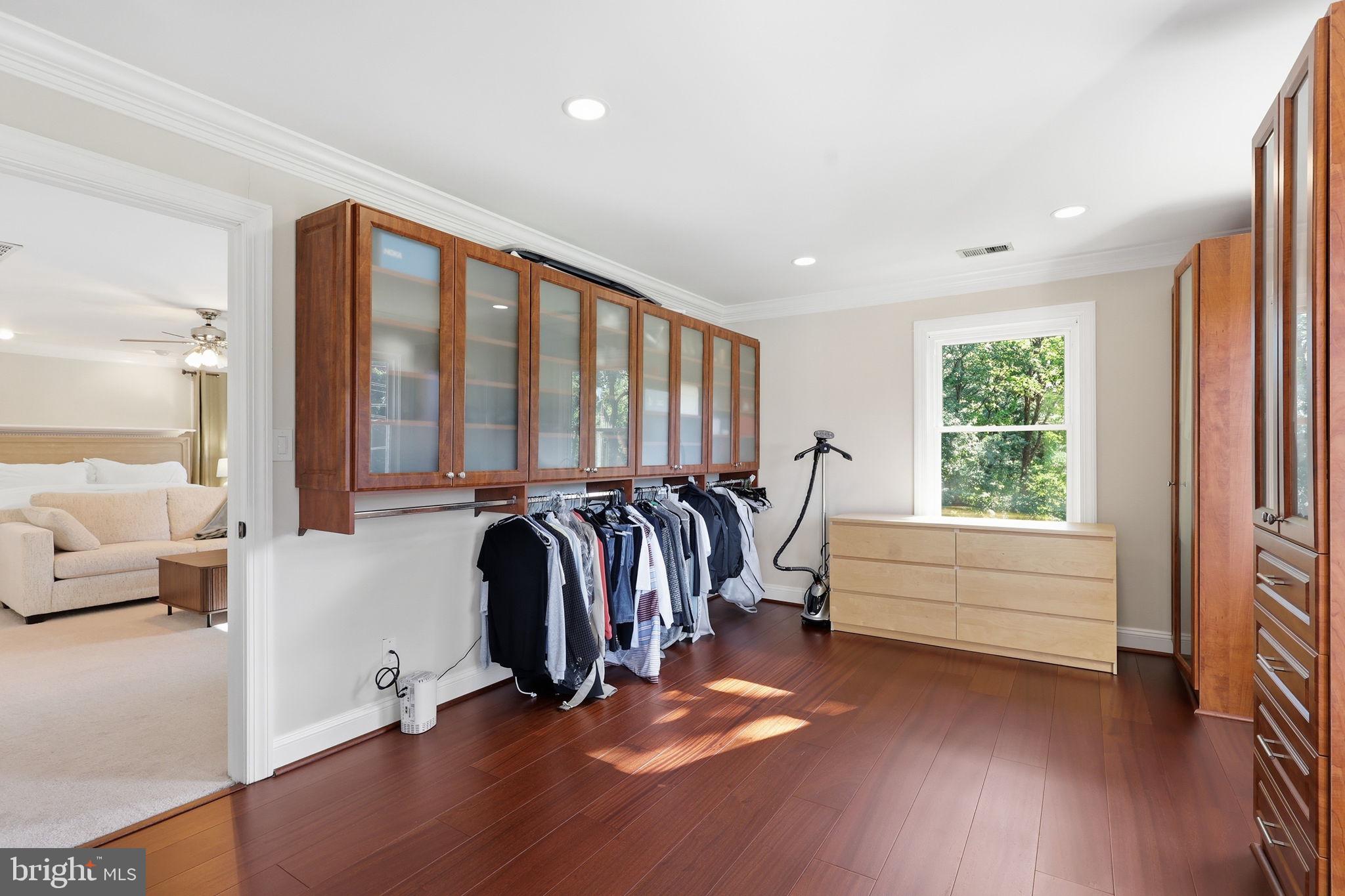 SHREVE WOOD ESTATES - Residential