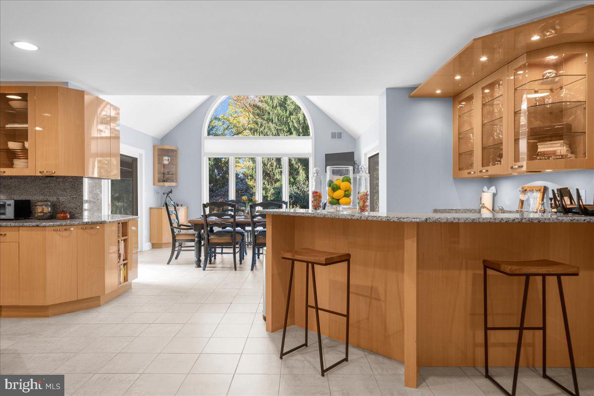 FOREST HILL - Residential