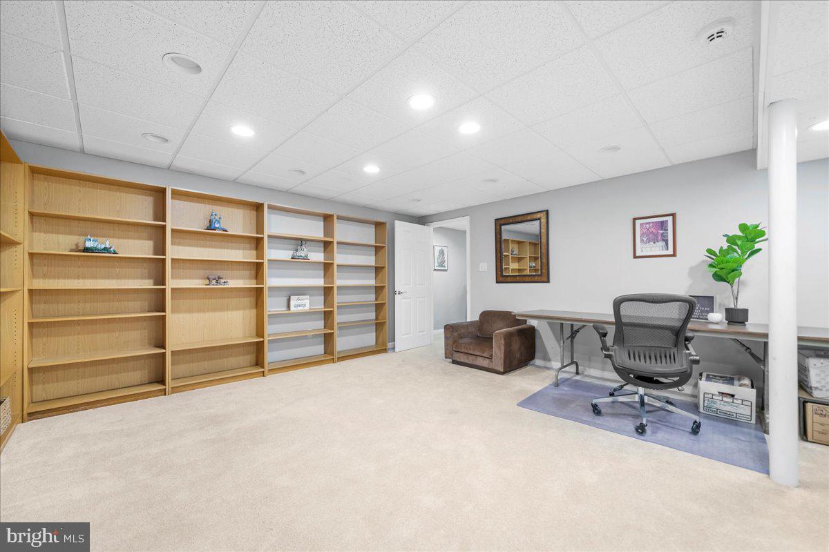 FOREST HILL - Residential