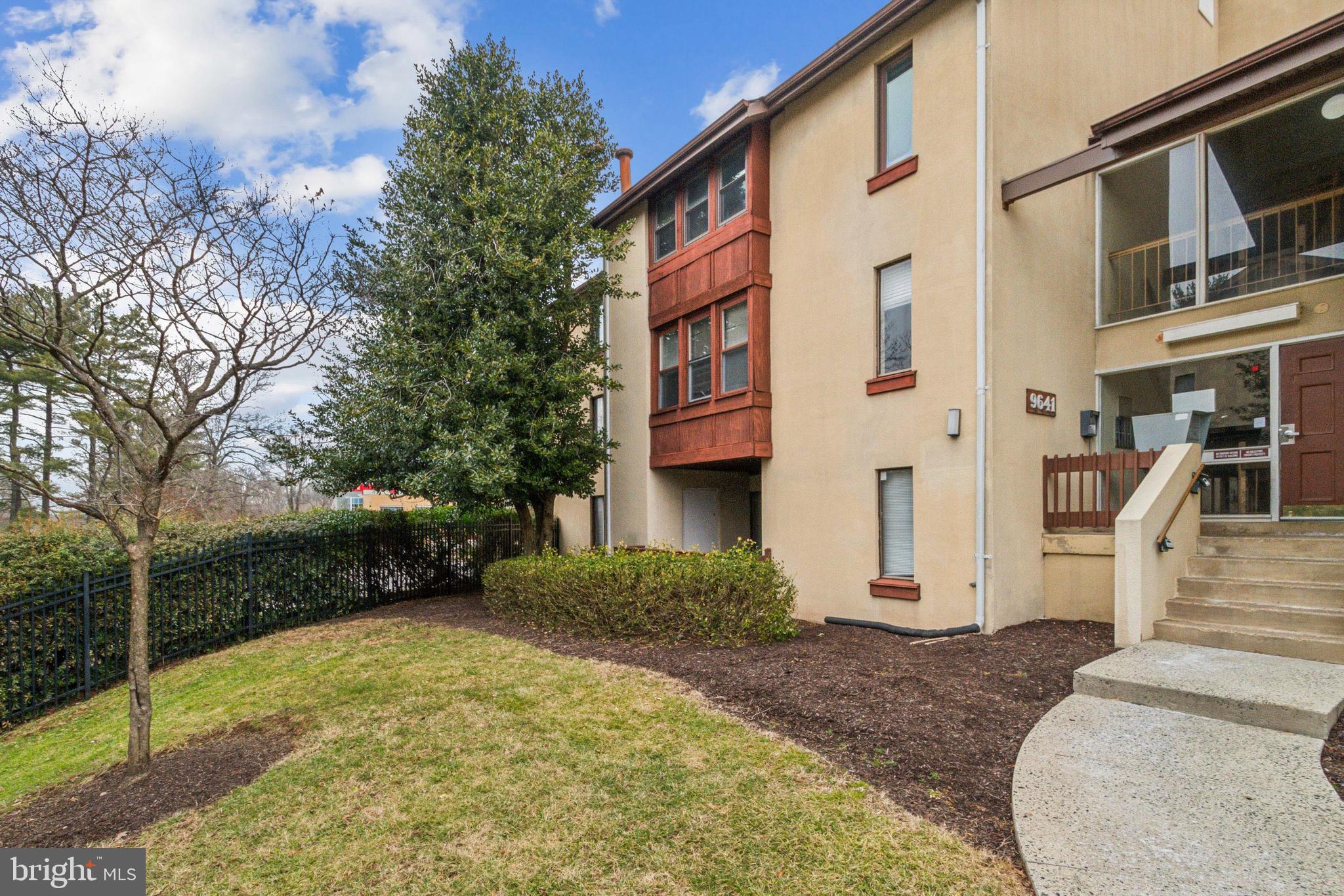 OAKLAND MILLS - Residential