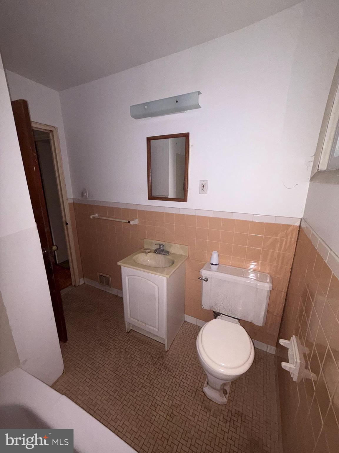 WILLOW WOODS - Residential