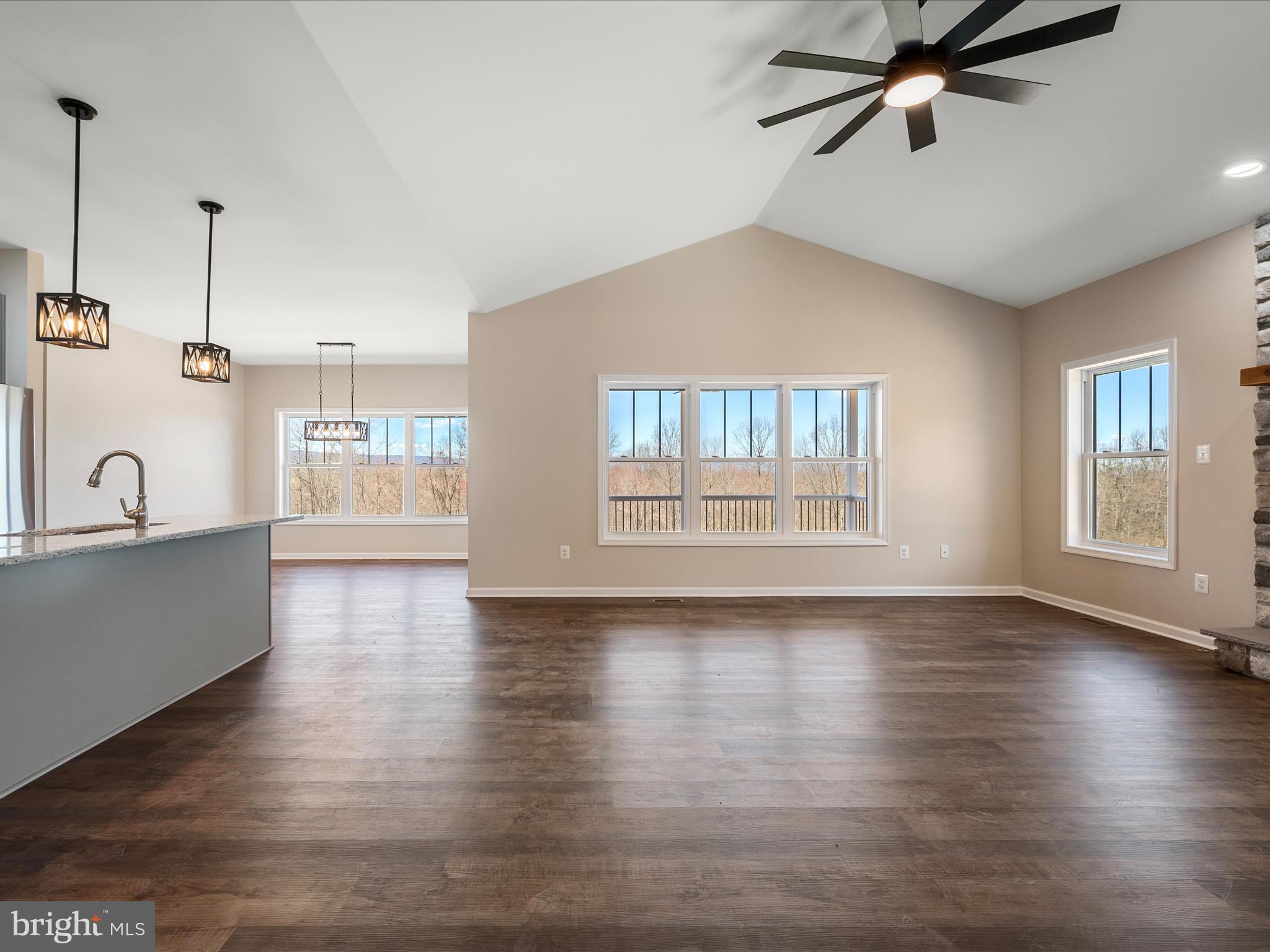 TIMBER RIDGE - Residential