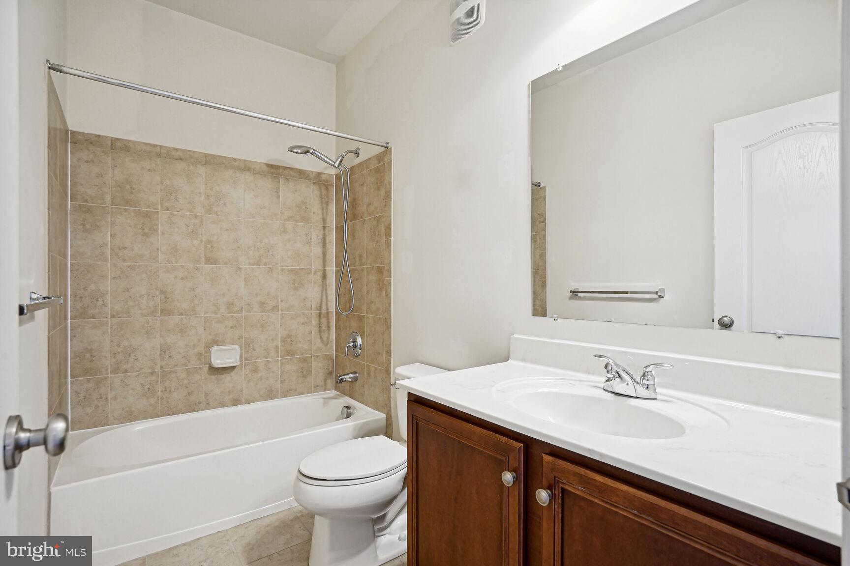 BUCKINGHAM AT LOUDOUN VALLEY - Residential Lease