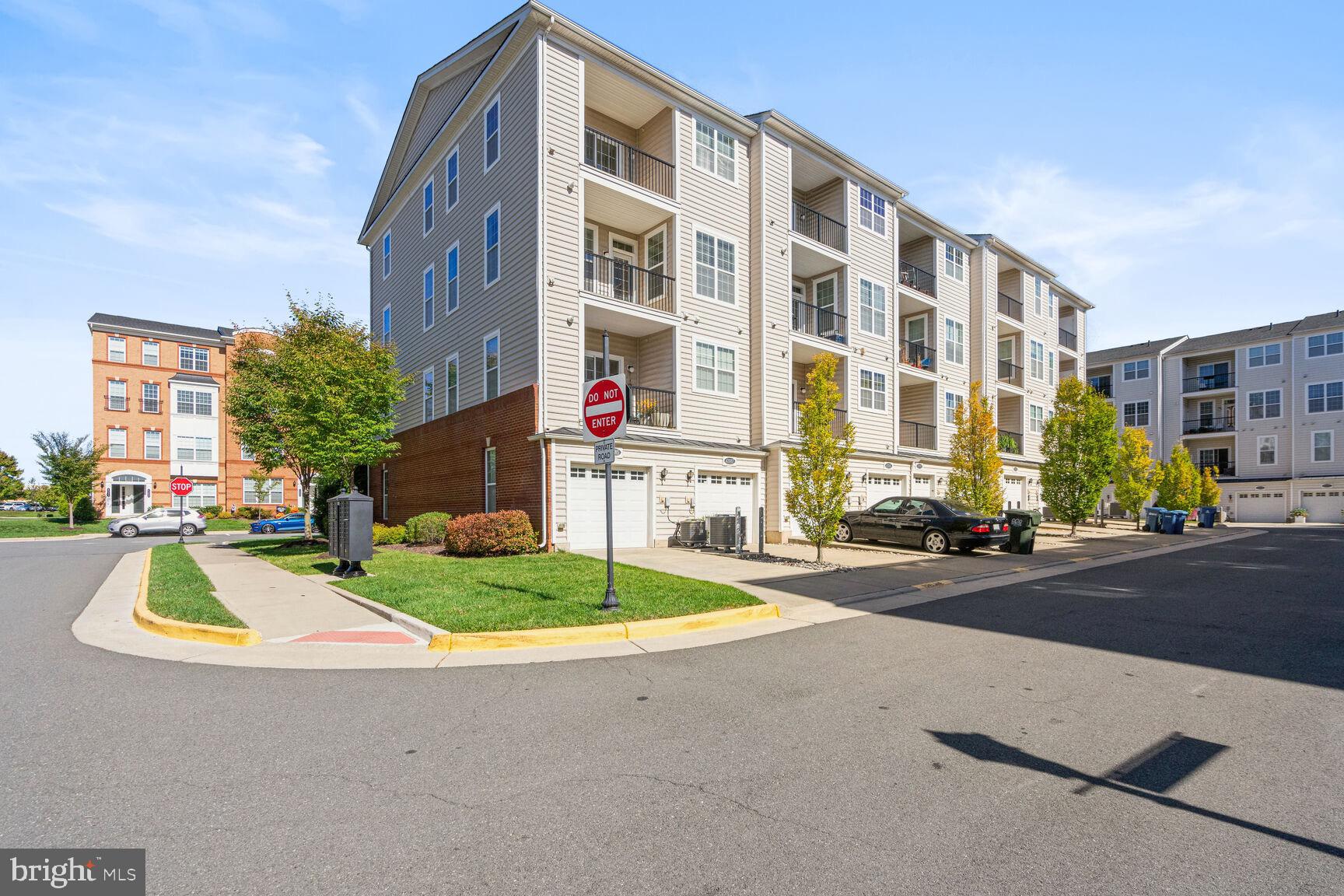 BUCKINGHAM AT LOUDOUN VALLEY - Residential Lease