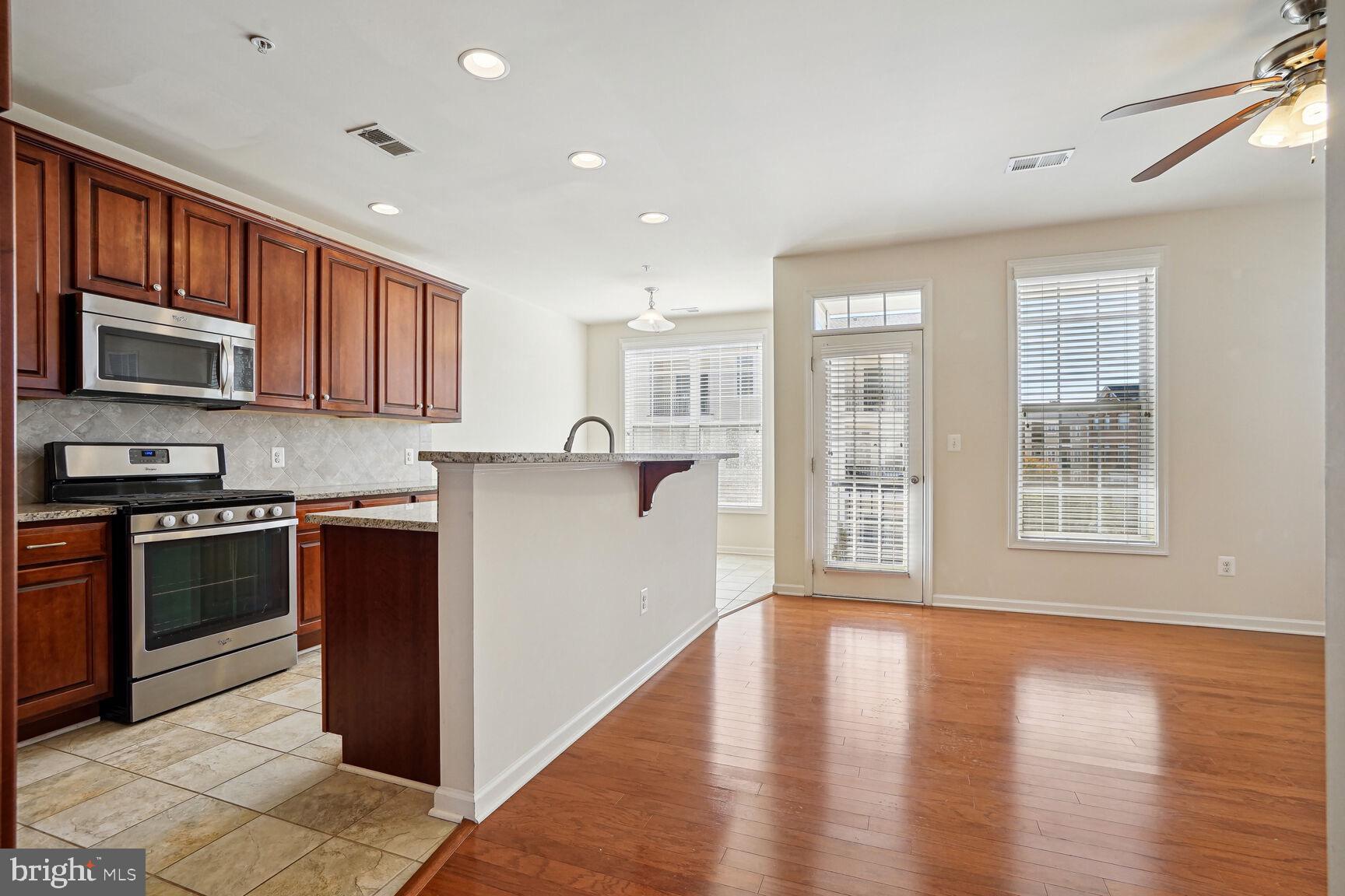 BUCKINGHAM AT LOUDOUN VALLEY - Residential Lease