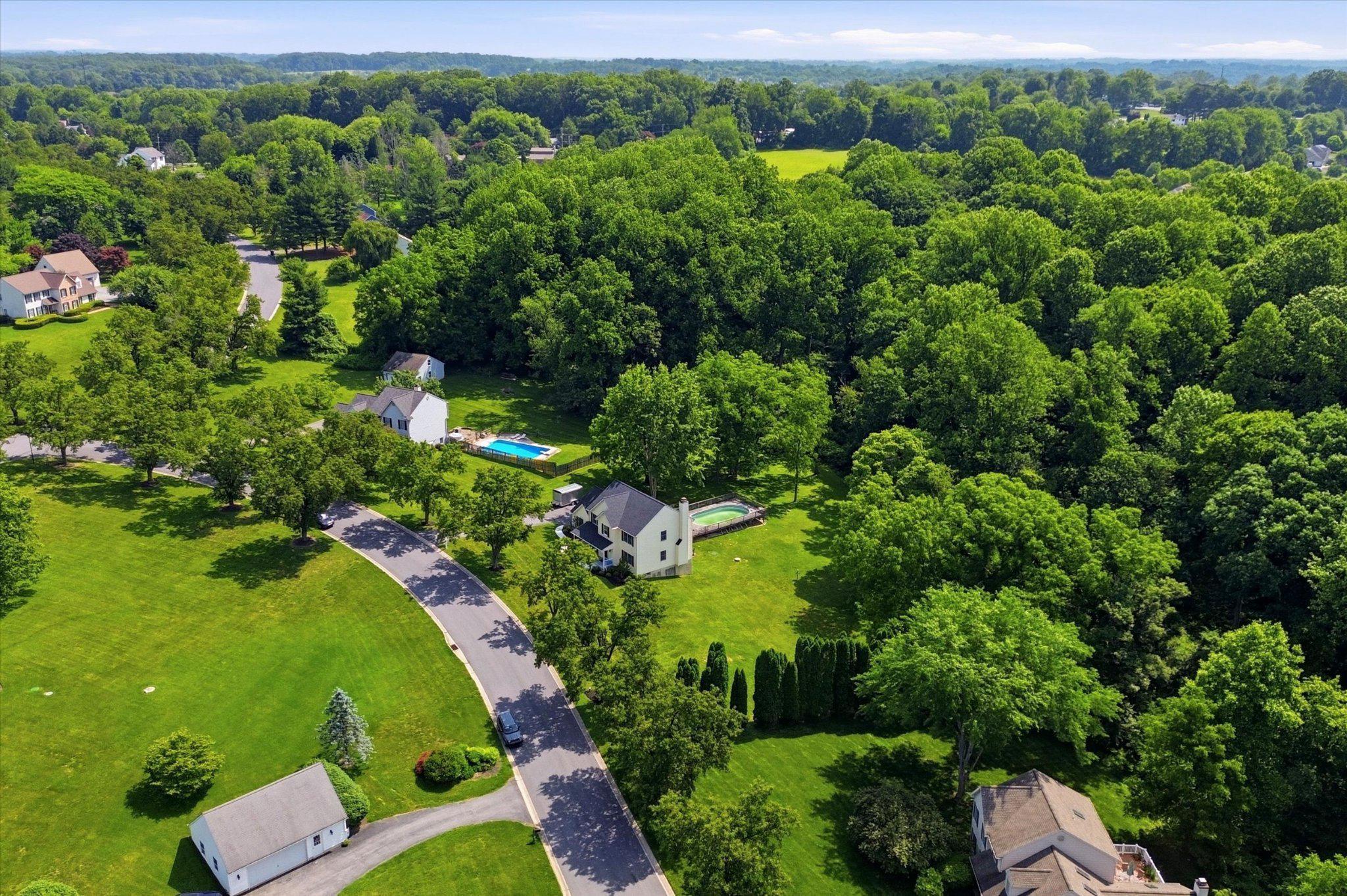 SHEPHERDS HOLLOW - Residential