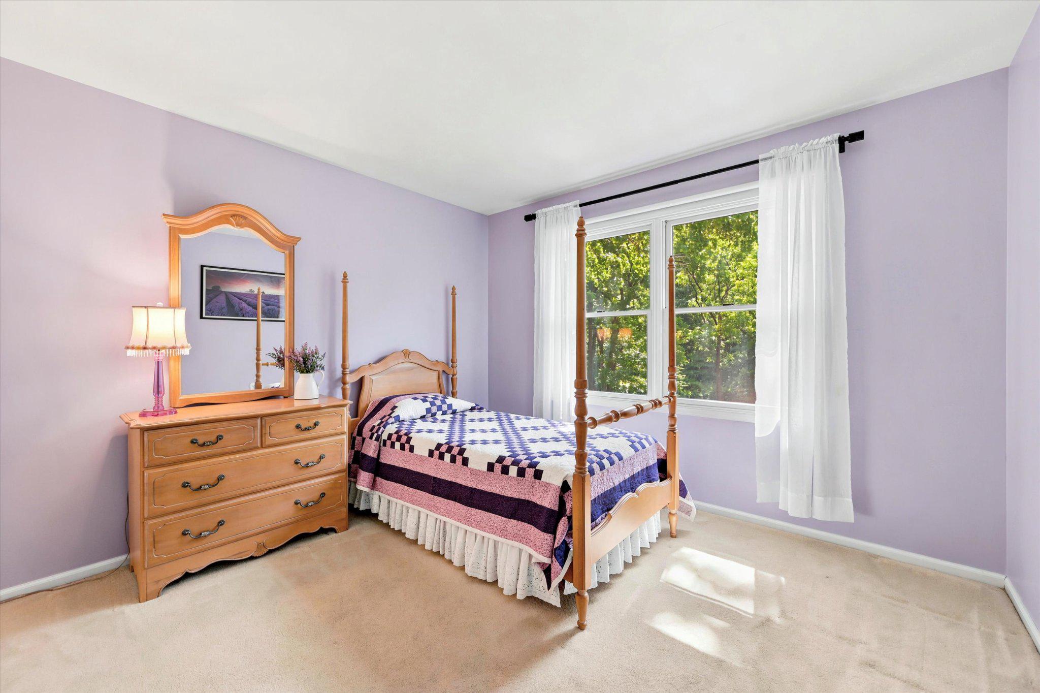 SHEPHERDS HOLLOW - Residential