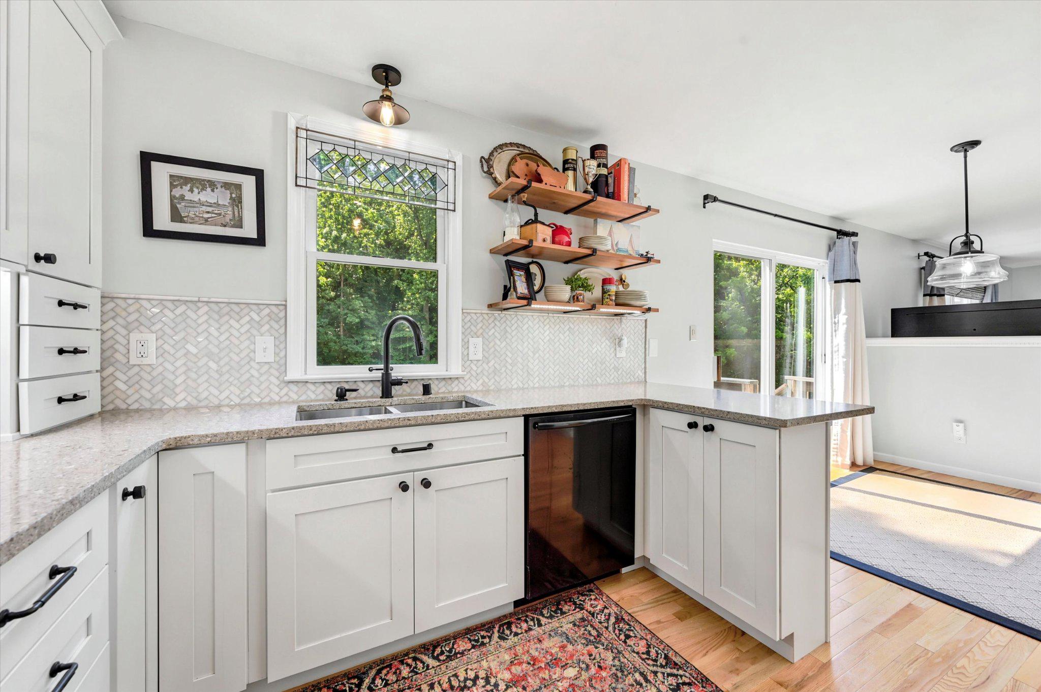 SHEPHERDS HOLLOW - Residential