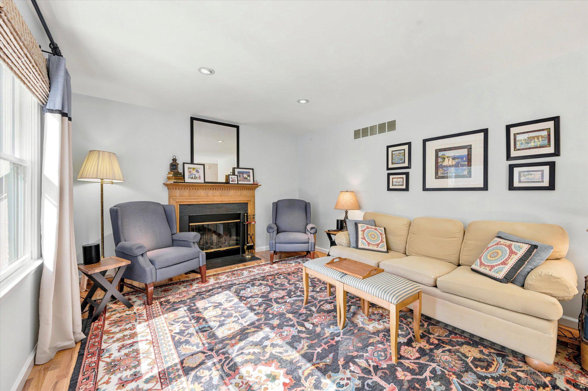 SHEPHERDS HOLLOW - Residential