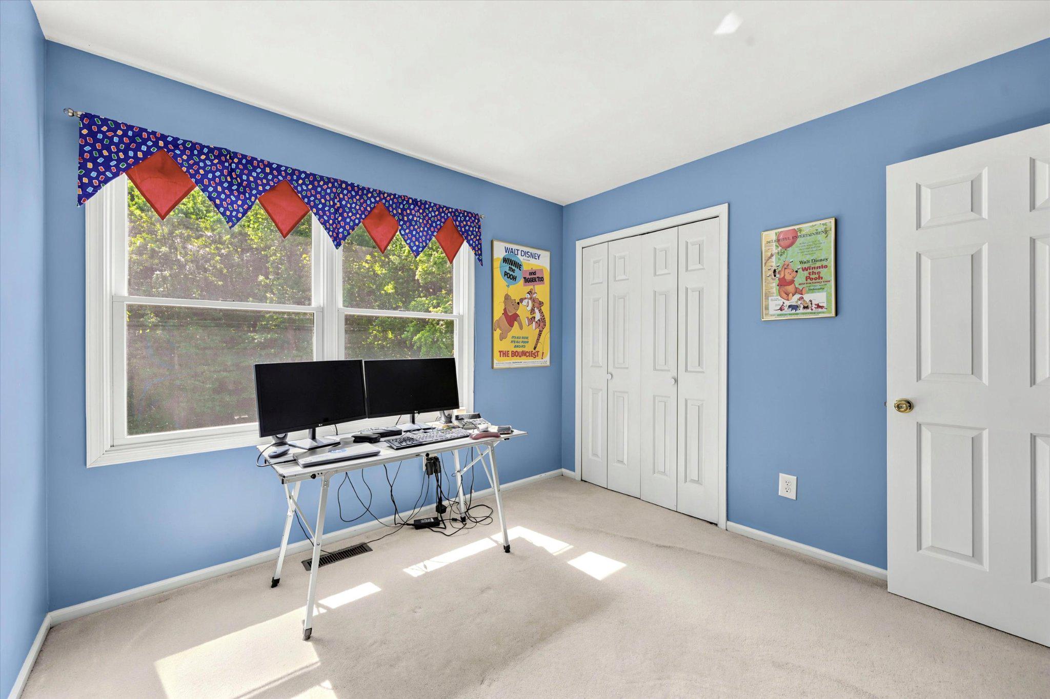 SHEPHERDS HOLLOW - Residential