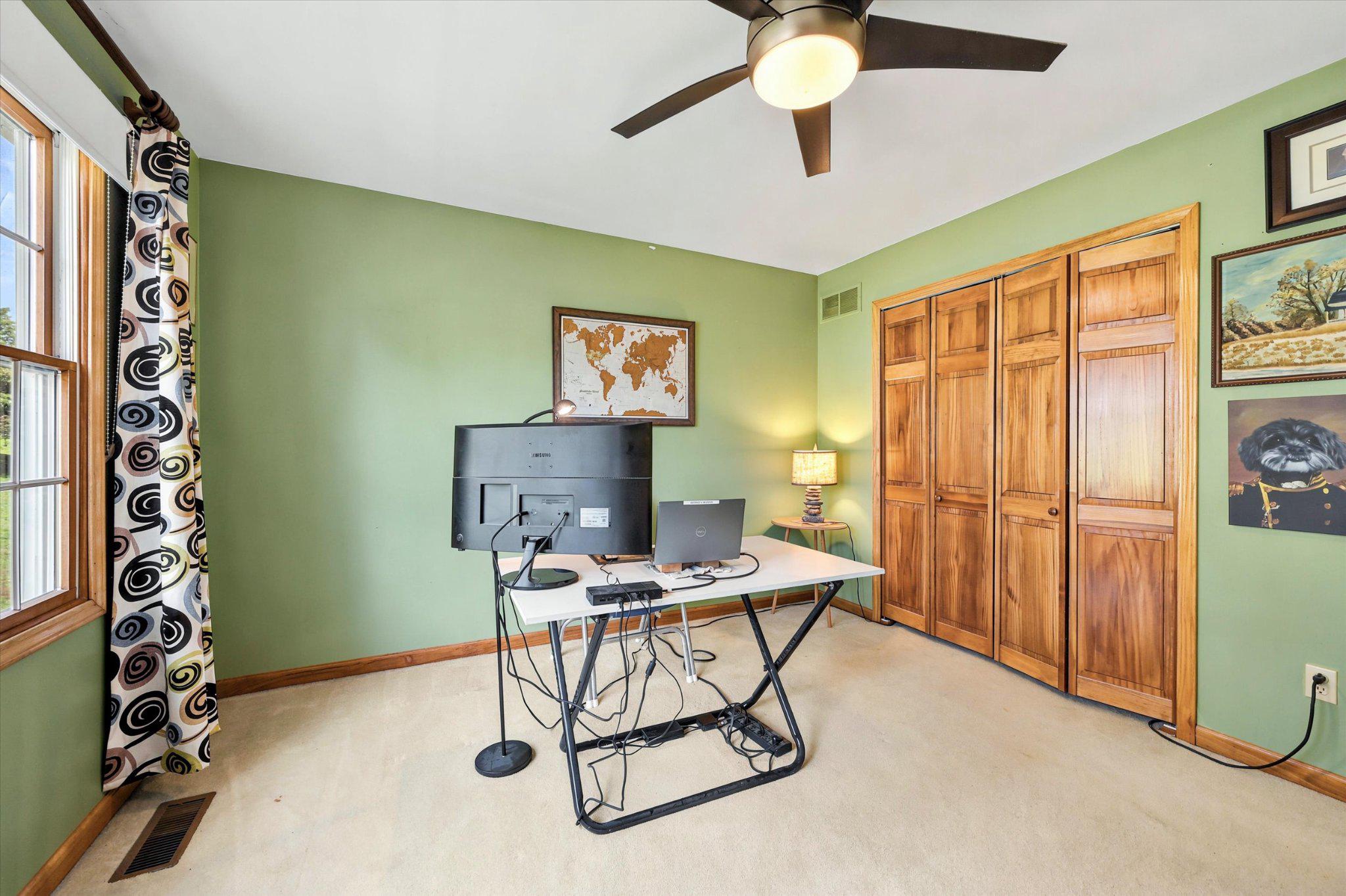 SHEPHERDS HOLLOW - Residential