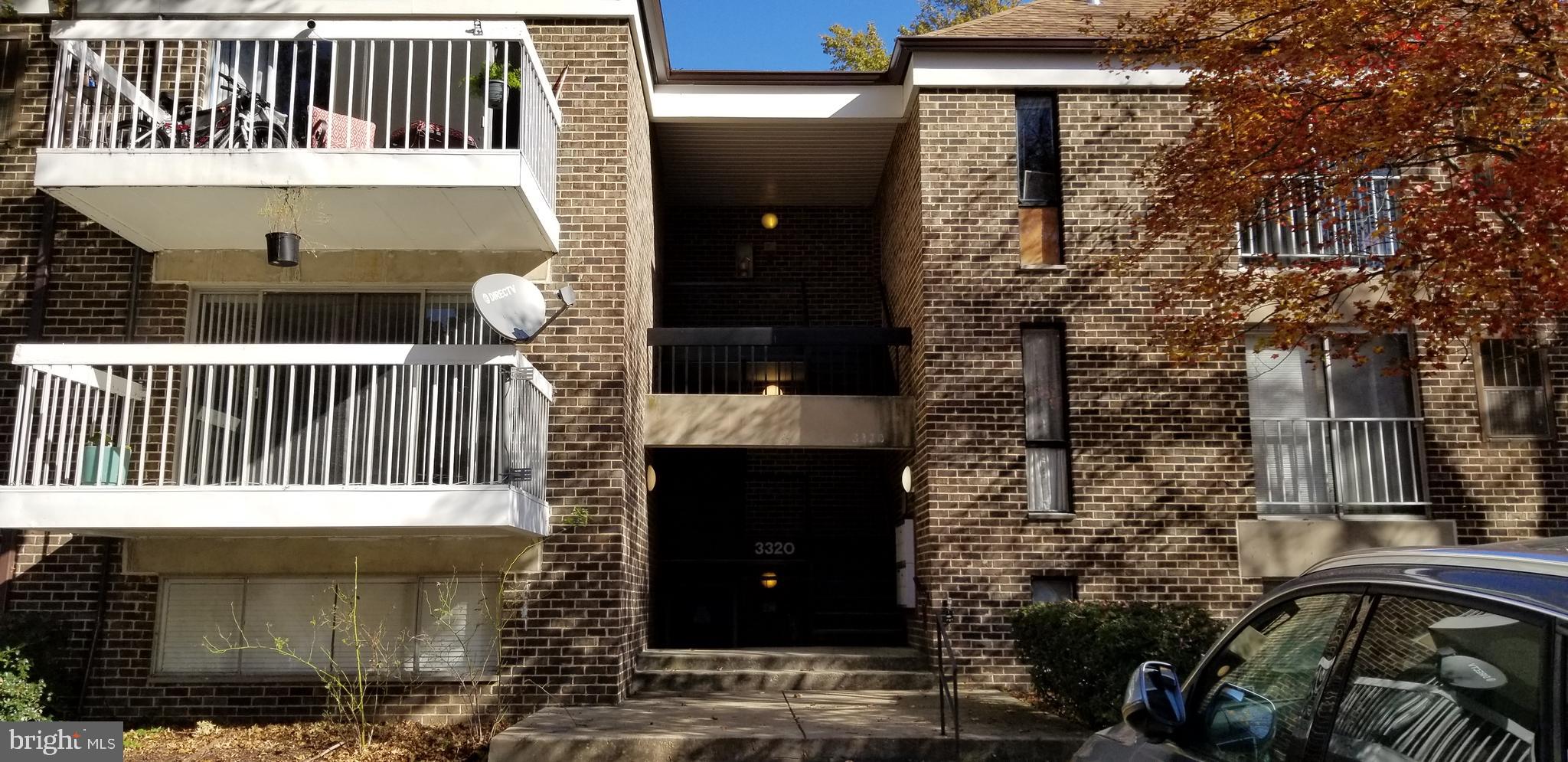 WESTCHESTER WEST - Residential Lease