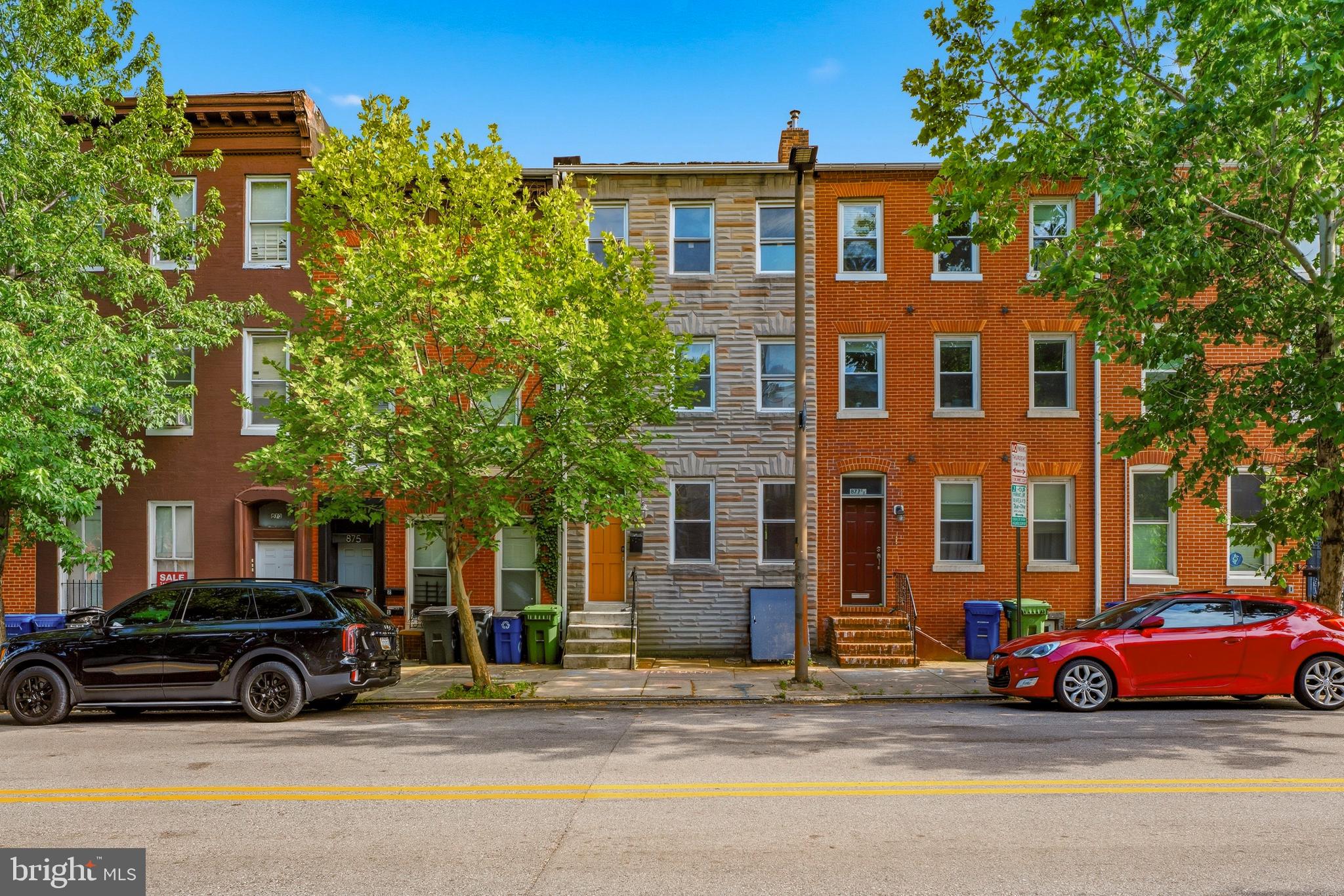 HOLLINS MARKET - Residential